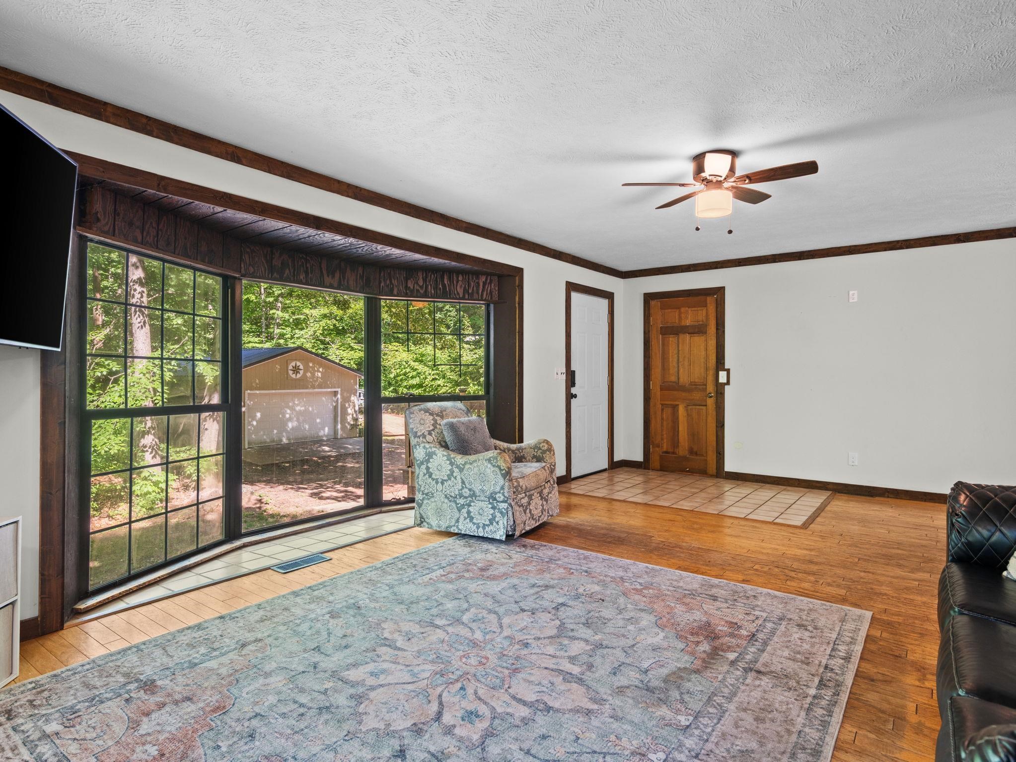 3527 S 31 Road Property Photo 5
