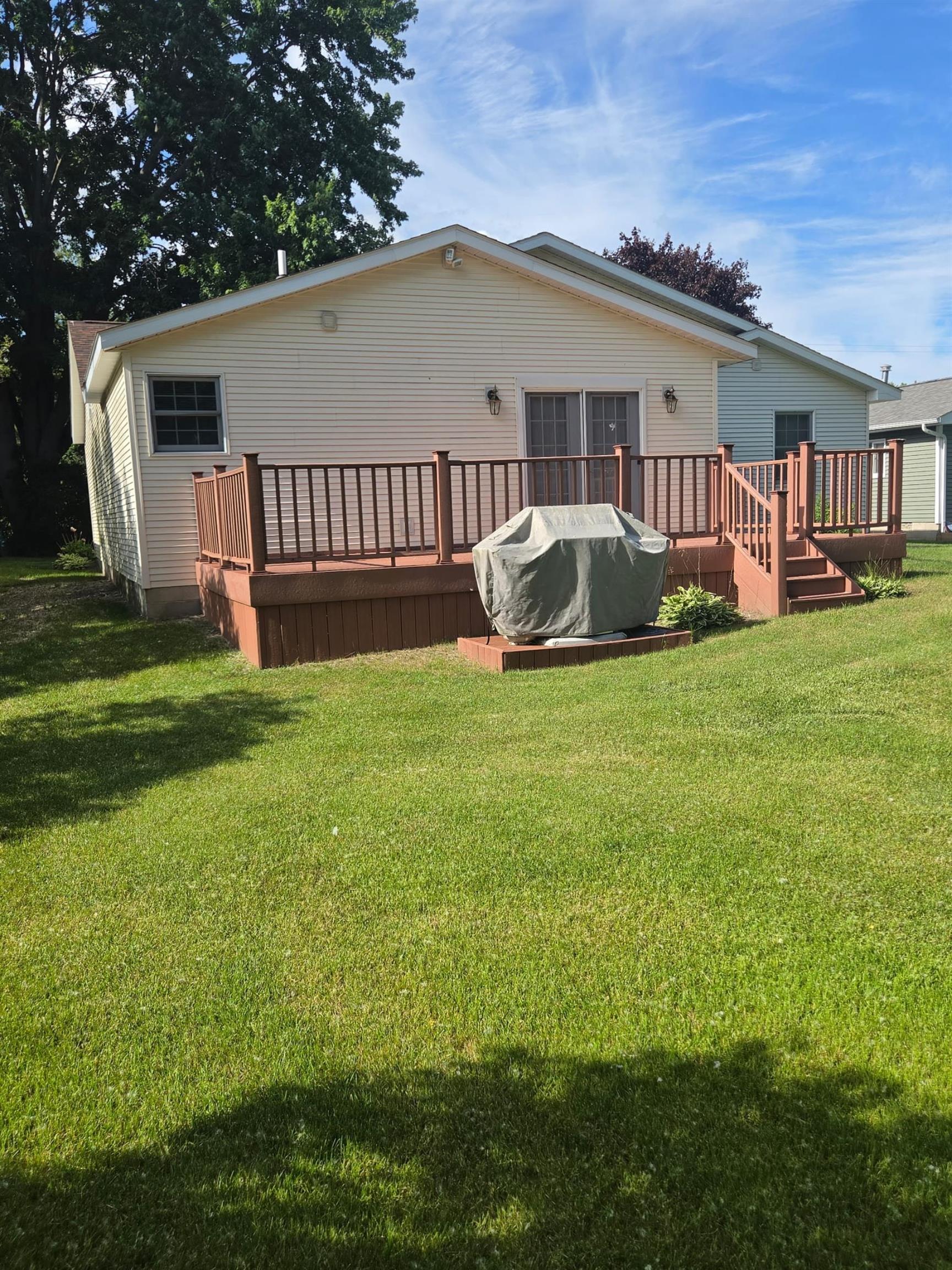 557 Townline Road Property Photo 6