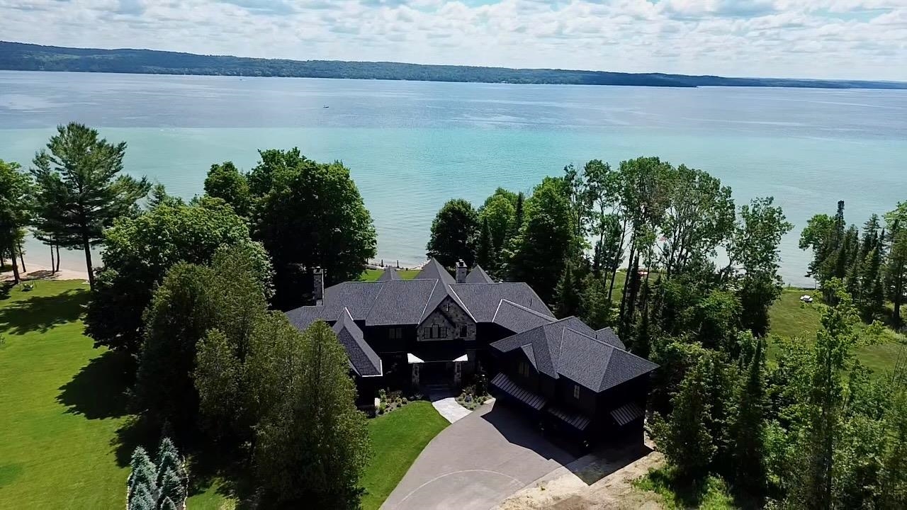 607 Nw Torch Lake Drive Property Photo 1