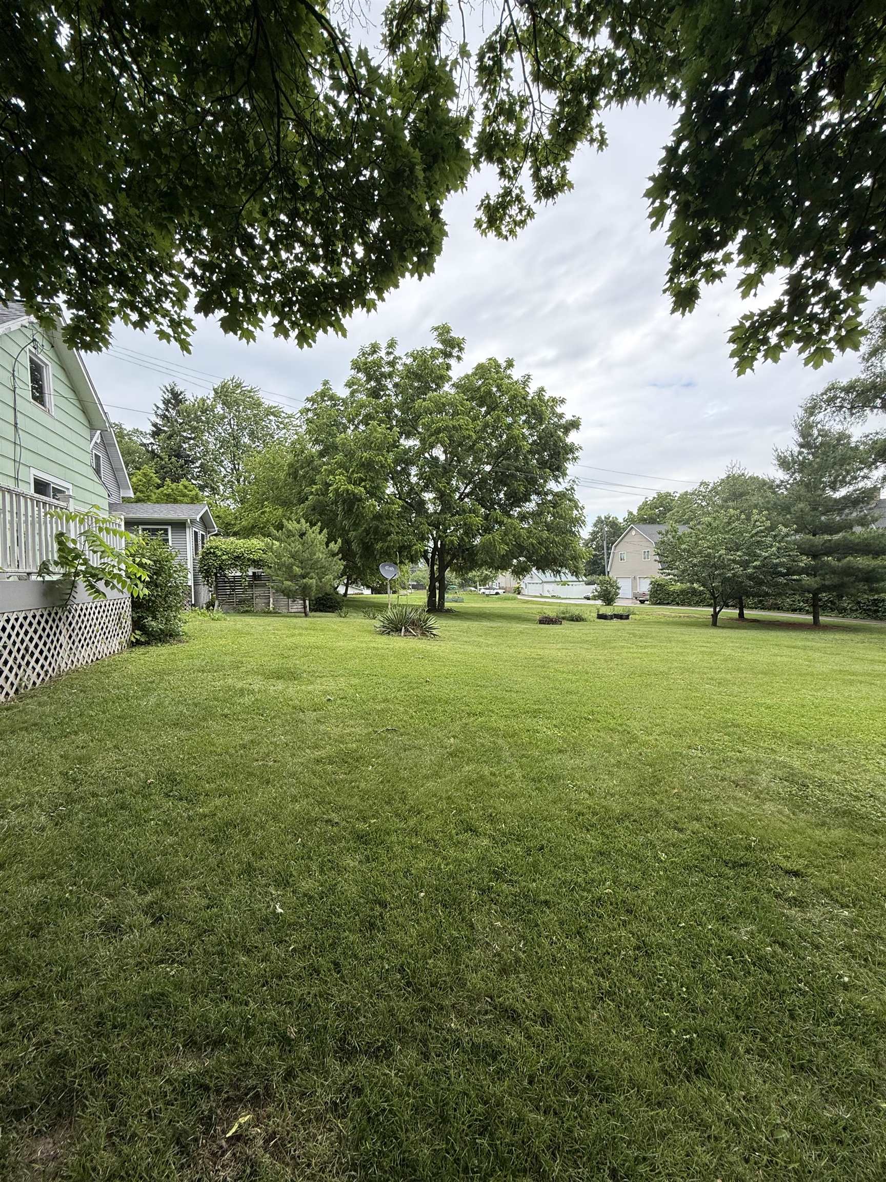 414 N Maple Street Property Photo 15