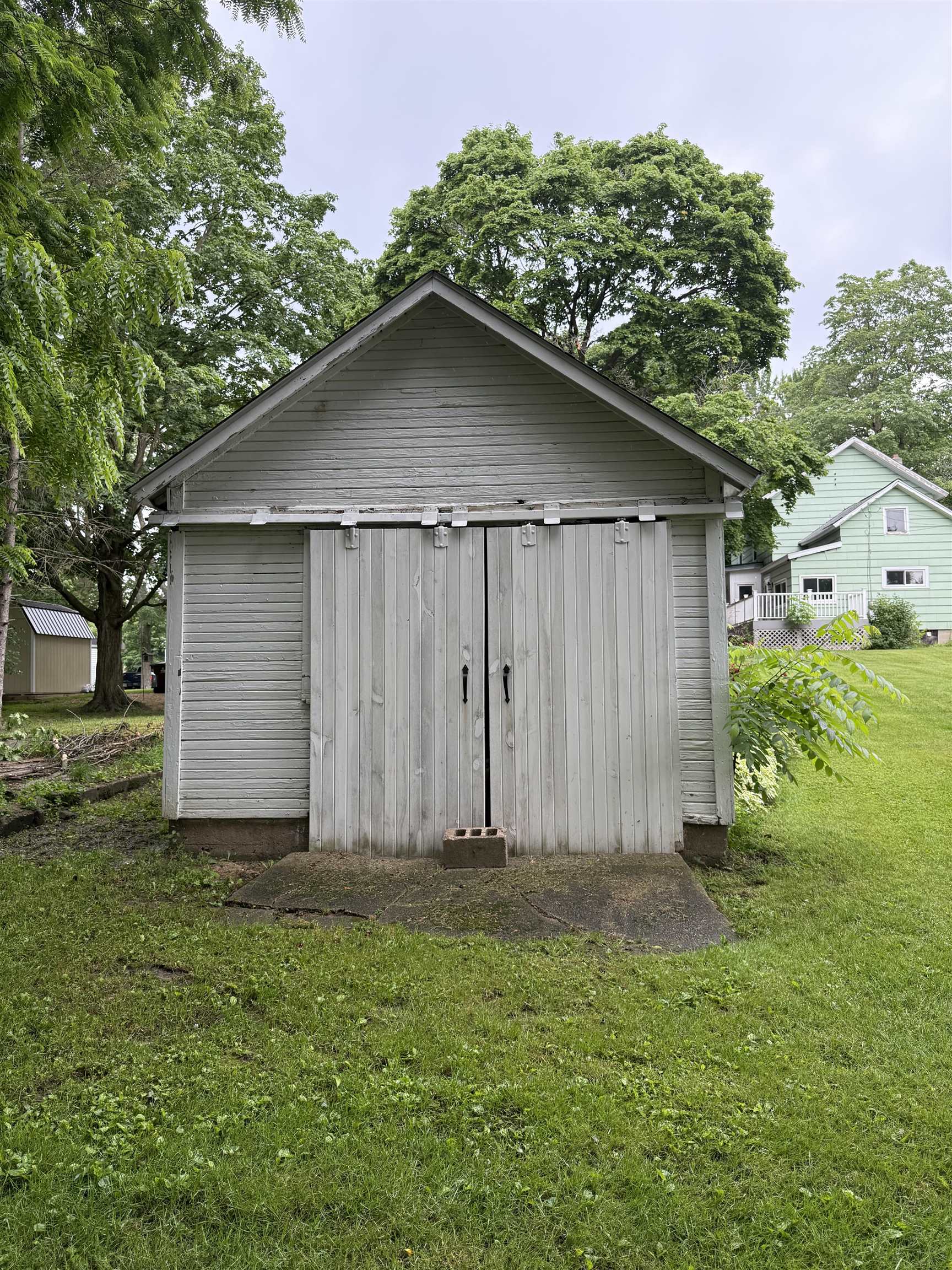 414 N Maple Street Property Photo 17