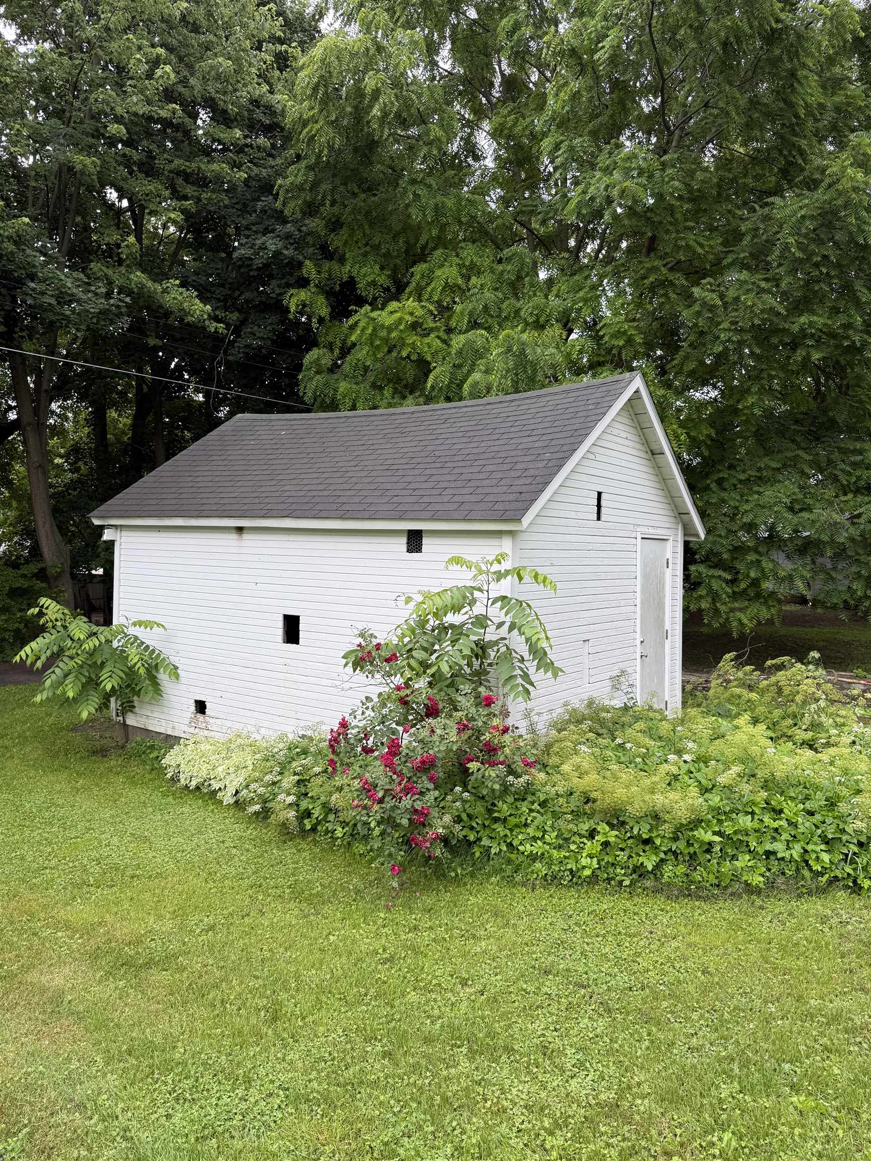 414 N Maple Street Property Photo 18