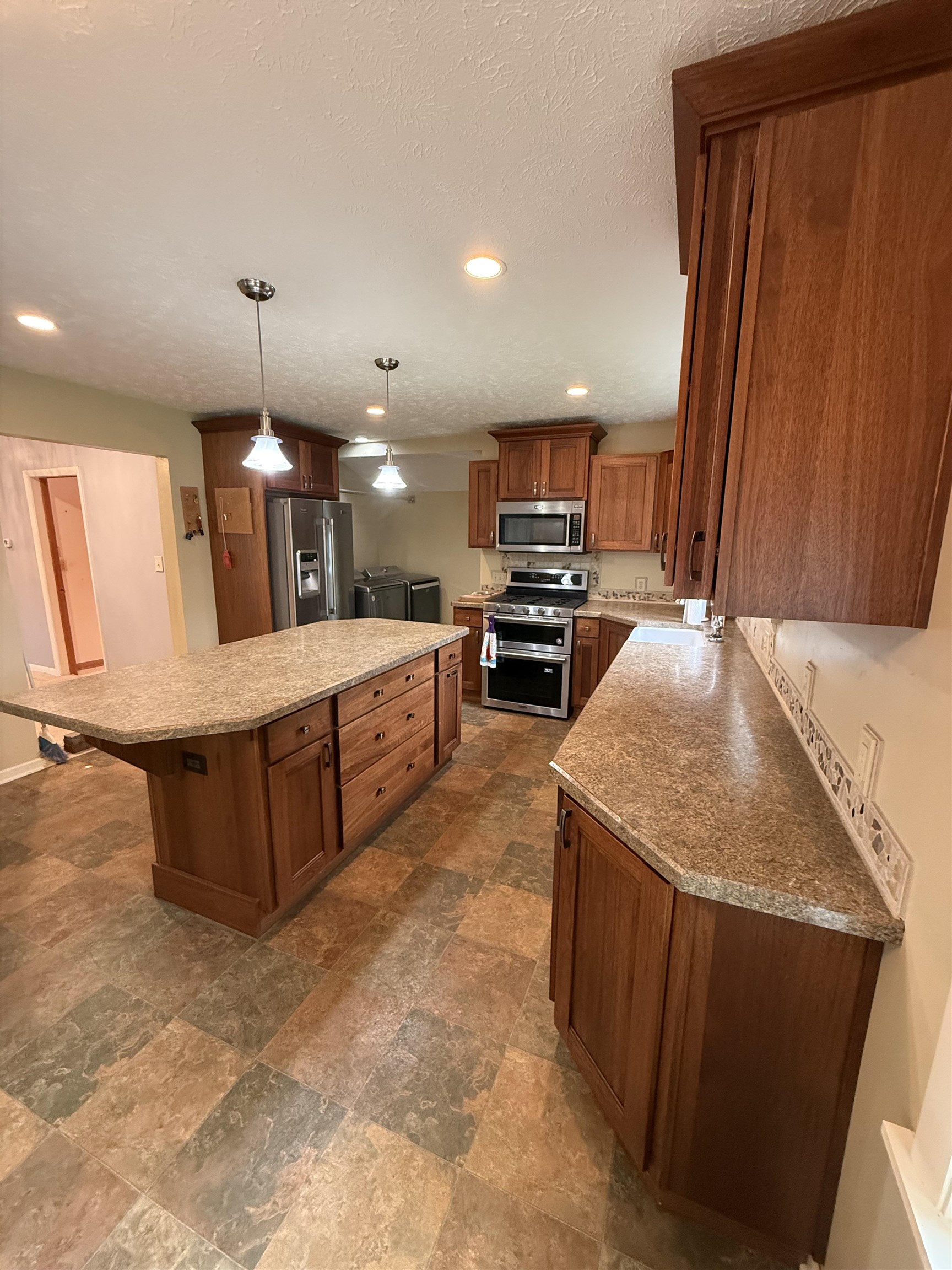 414 N Maple Street Property Photo 21