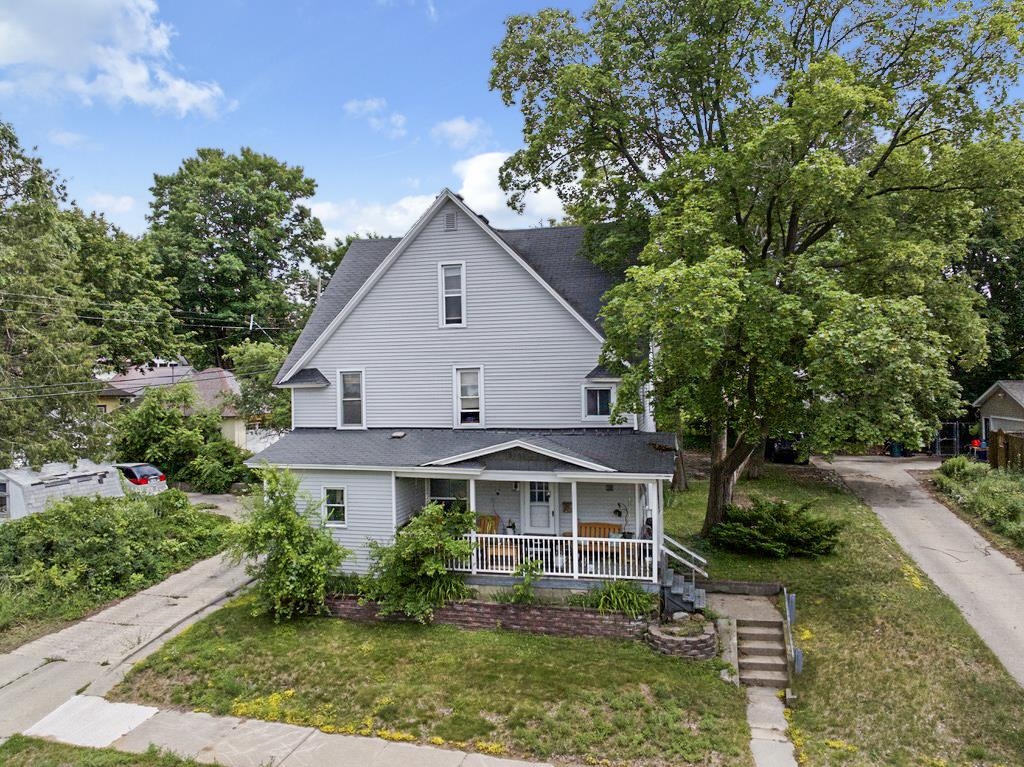 314 E Pine Property Photo 4