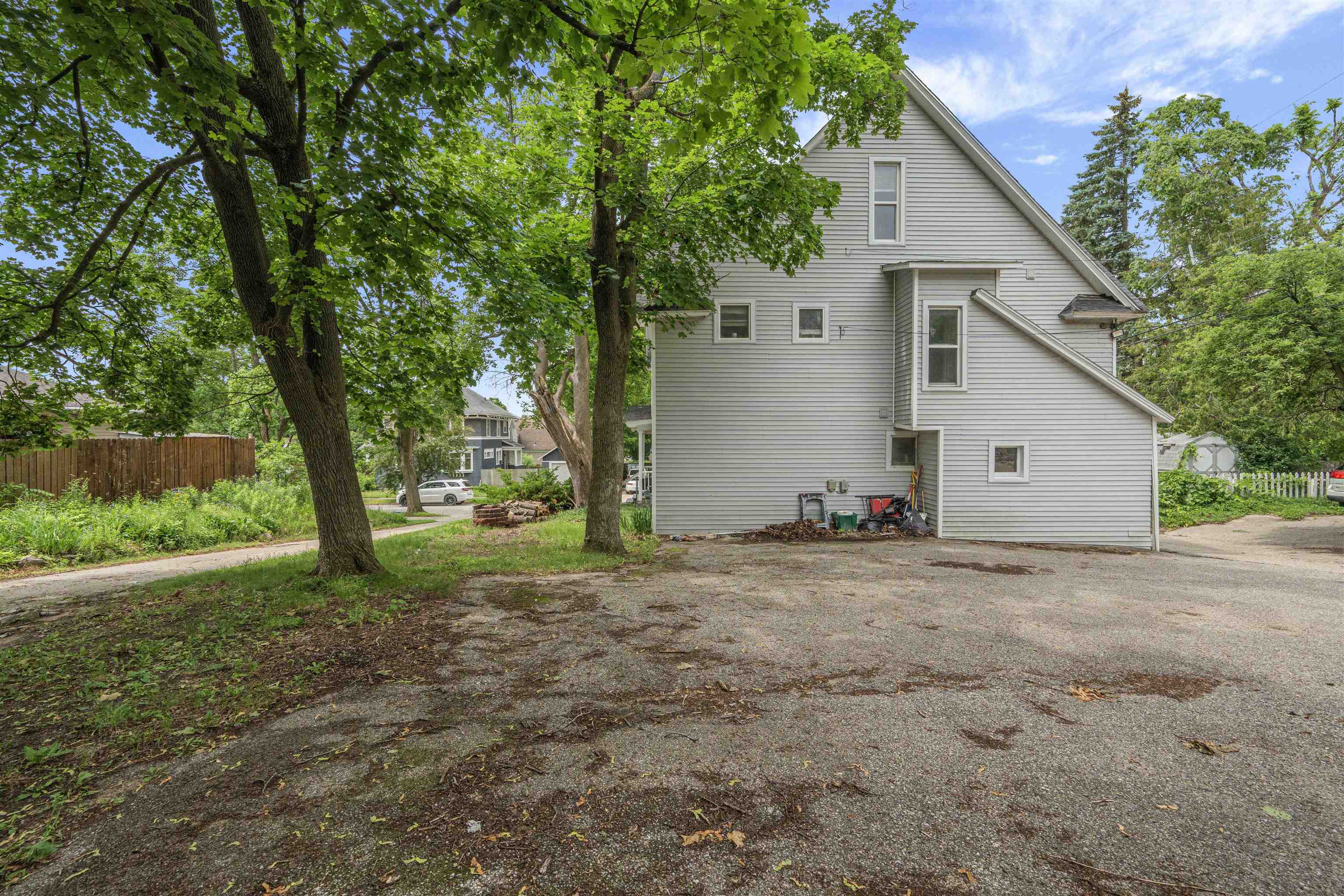 314 E Pine Property Photo 42