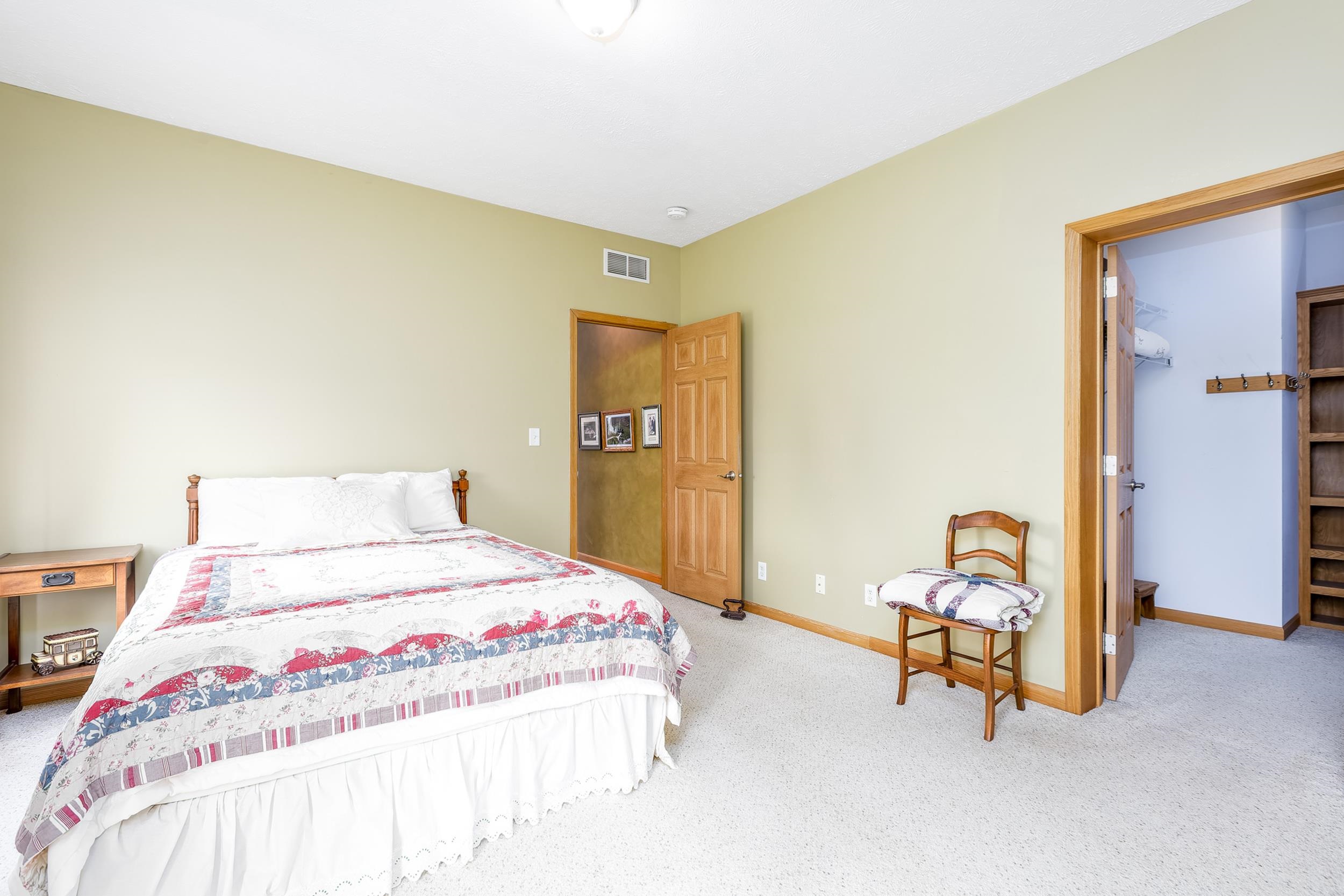 5680 Gorivan Road Property Photo 13