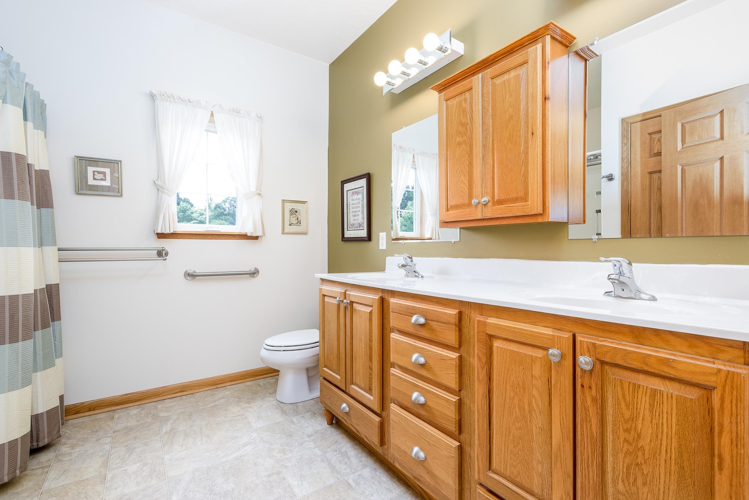 5680 Gorivan Road Property Photo 14