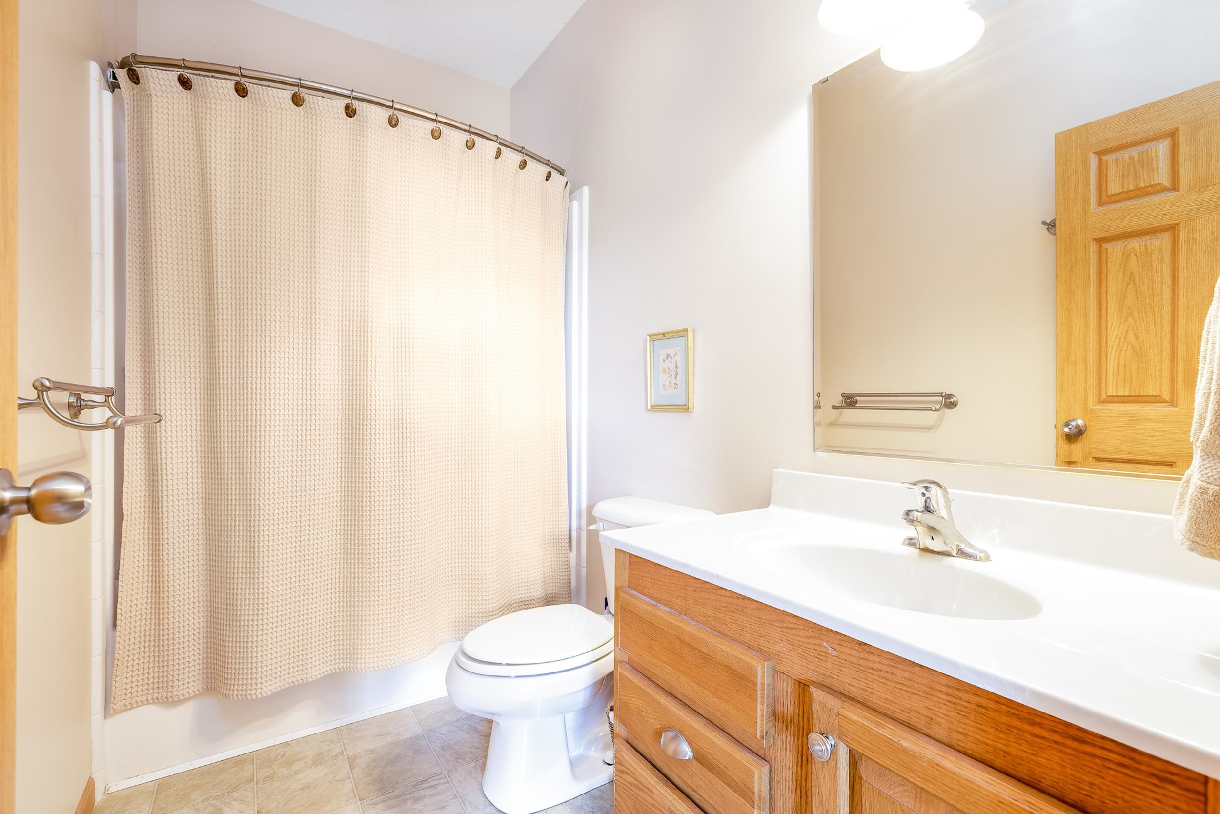 5680 Gorivan Road Property Photo 17