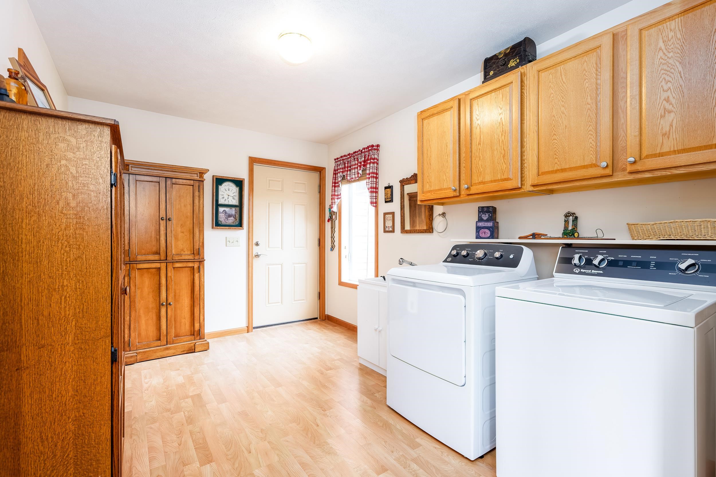5680 Gorivan Road Property Photo 19