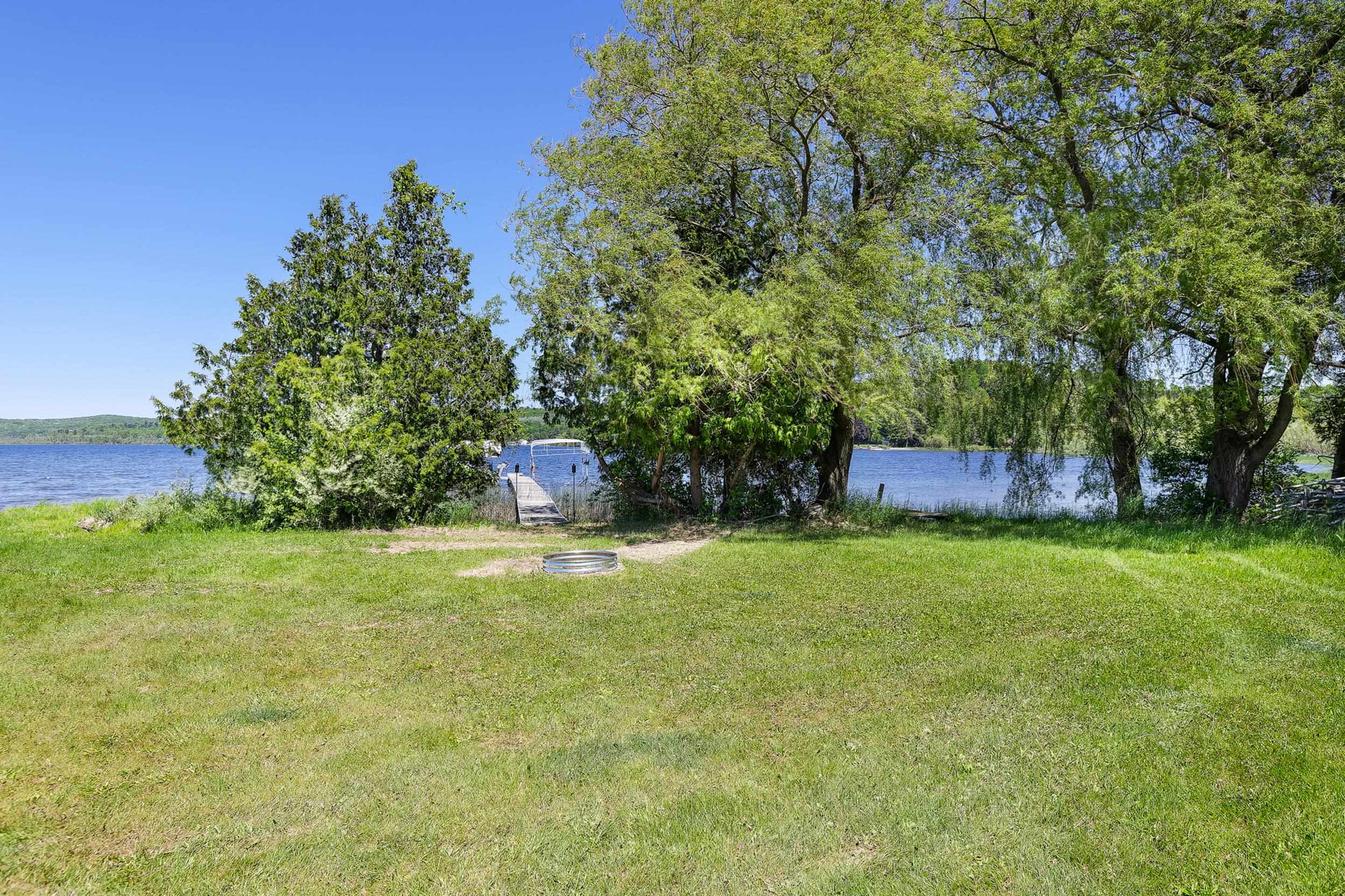 5680 Gorivan Road Property Photo 34