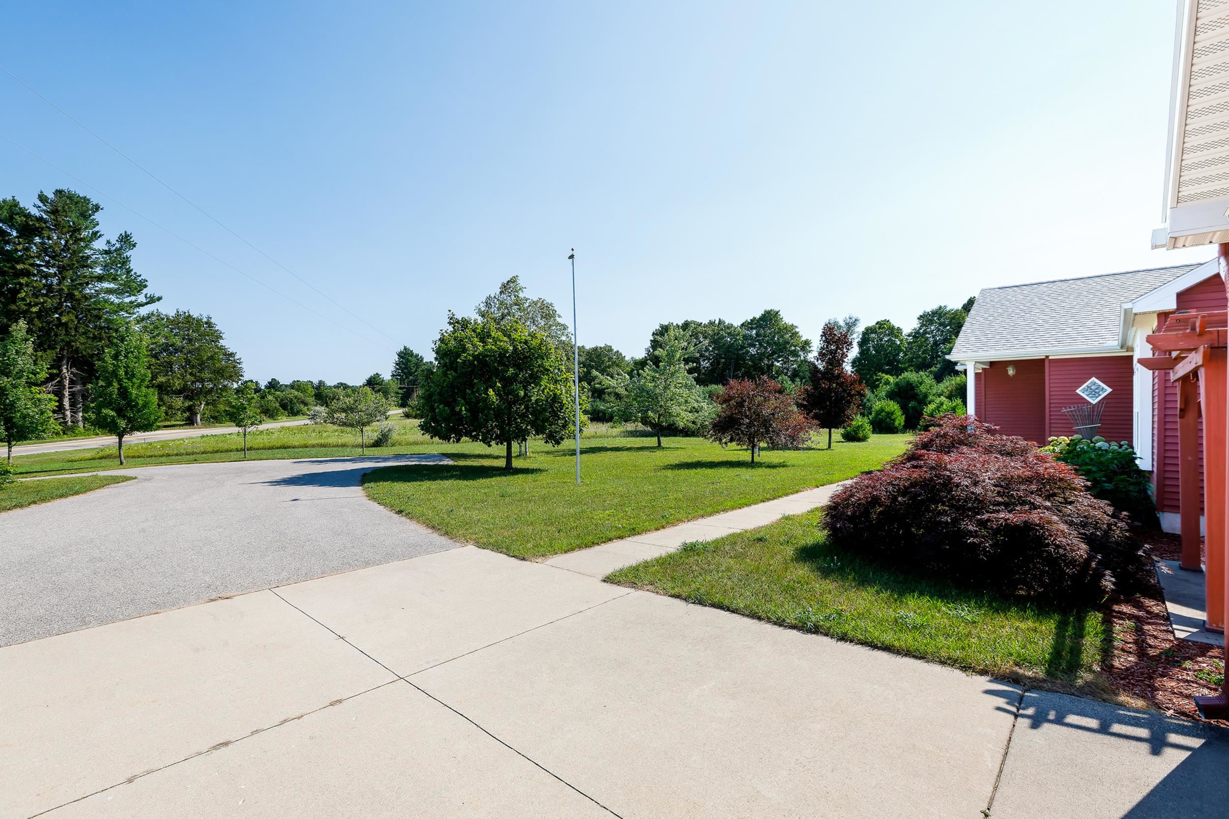 5680 Gorivan Road Property Photo 41