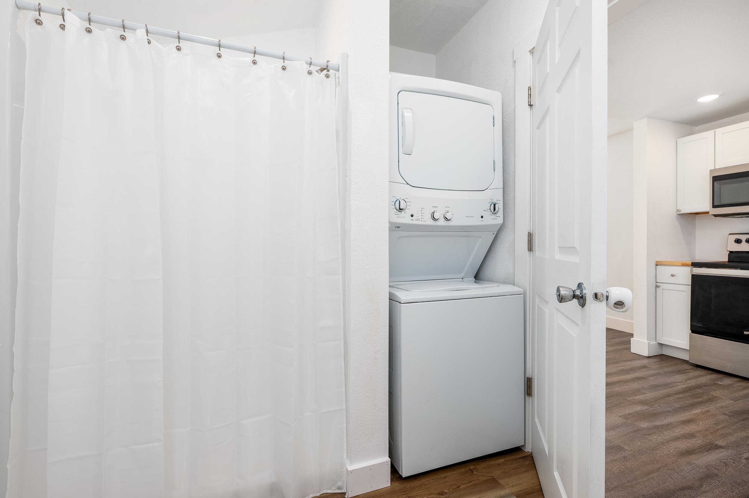812 Forest Avenue Property Photo 14