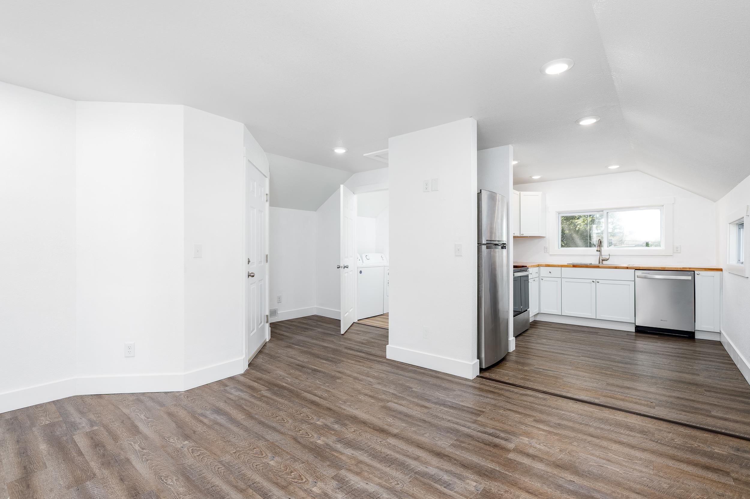 812 Forest Avenue Property Photo 15