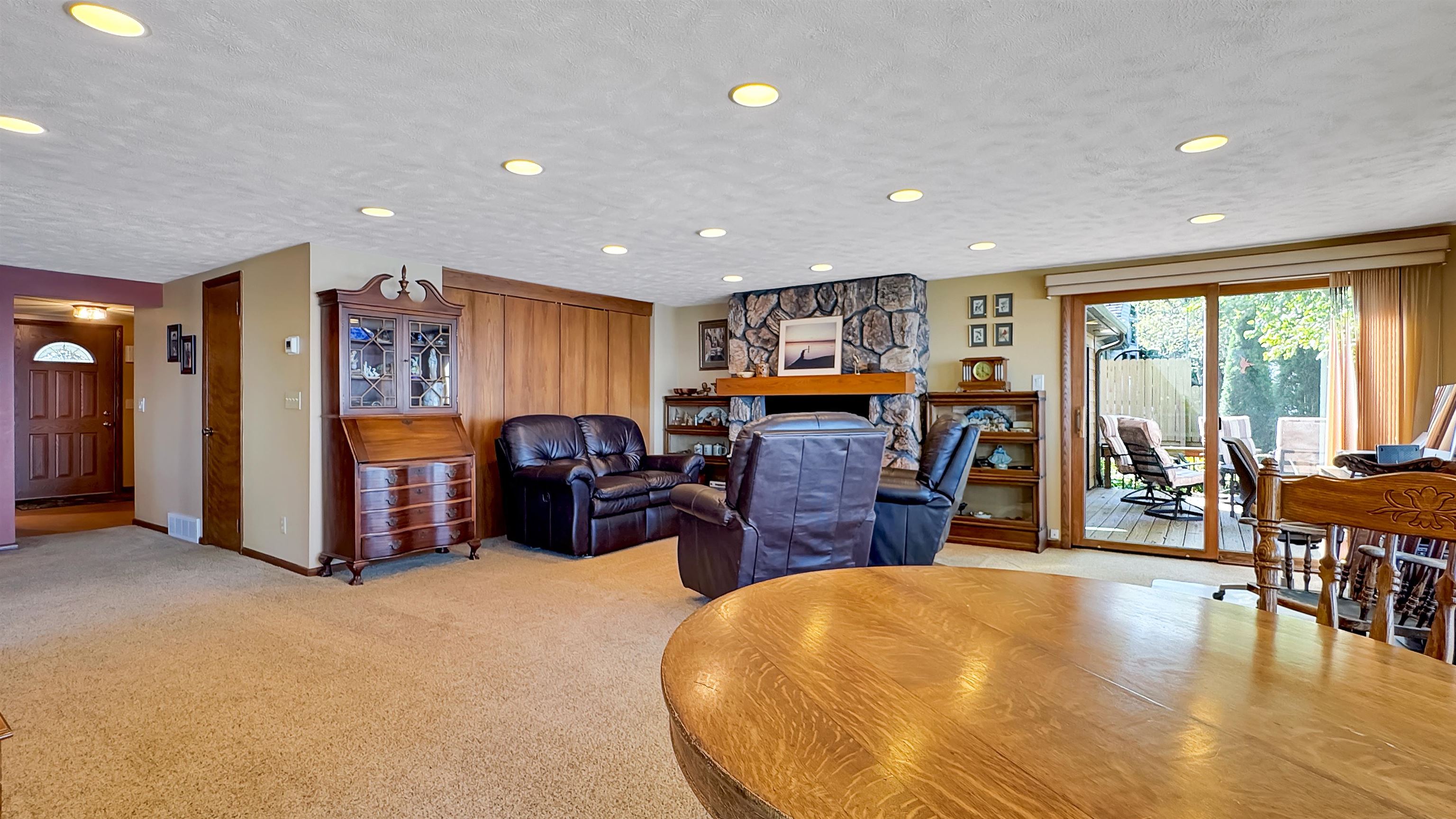 311 E Lake Mitchell Drive Property Photo 11