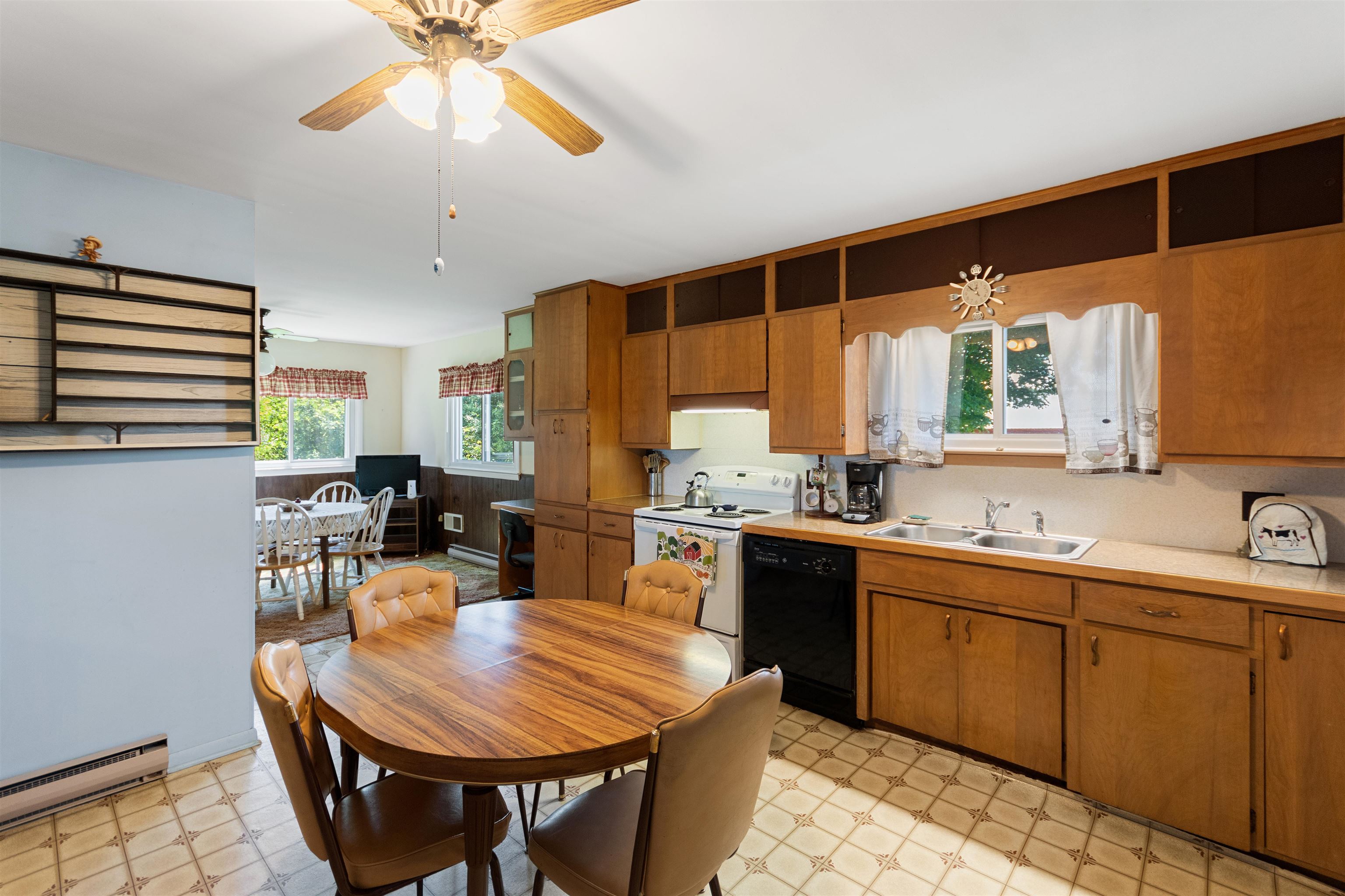 3102 S 9 Road Property Photo 13