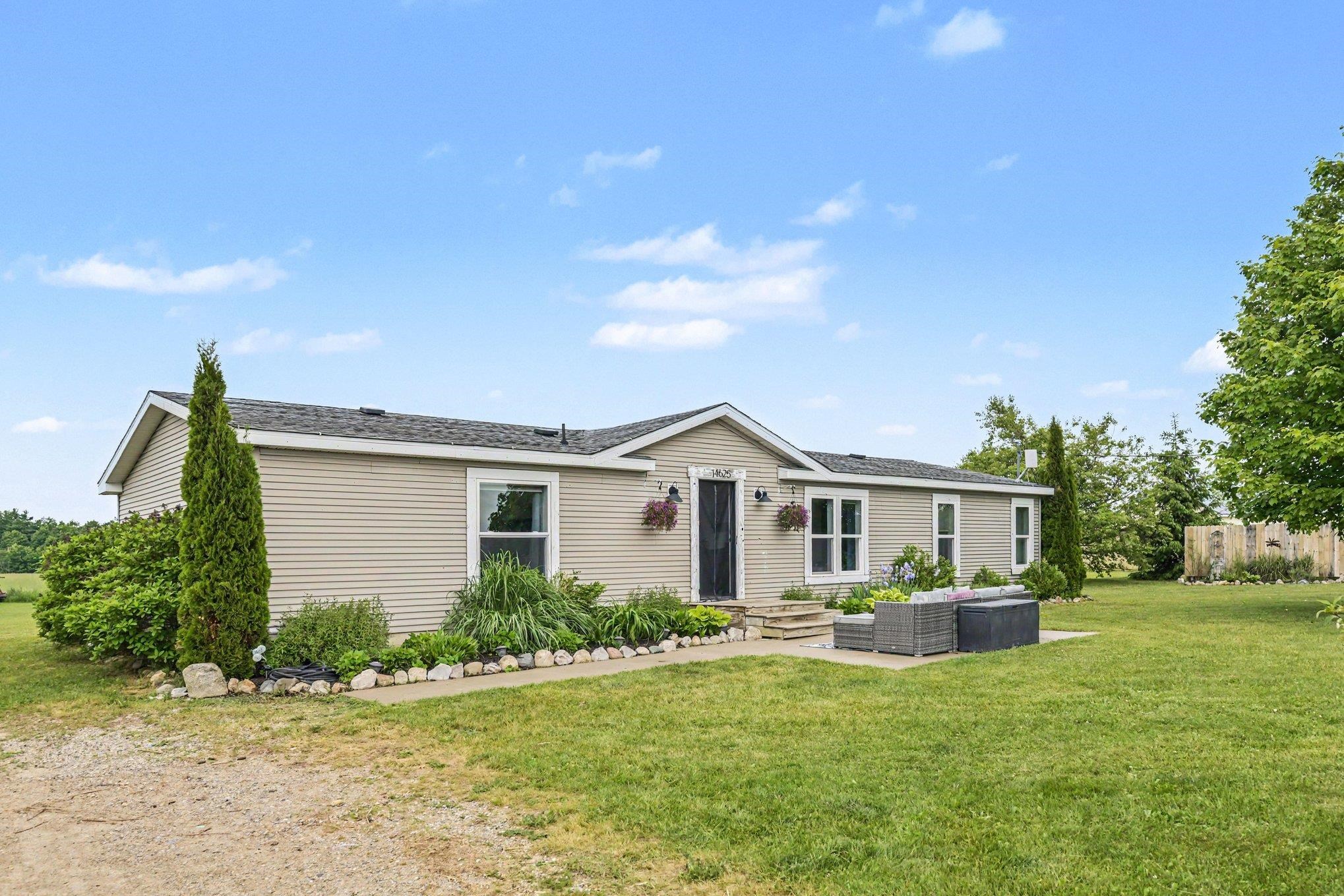 14625 Springwood Road Property Photo 2