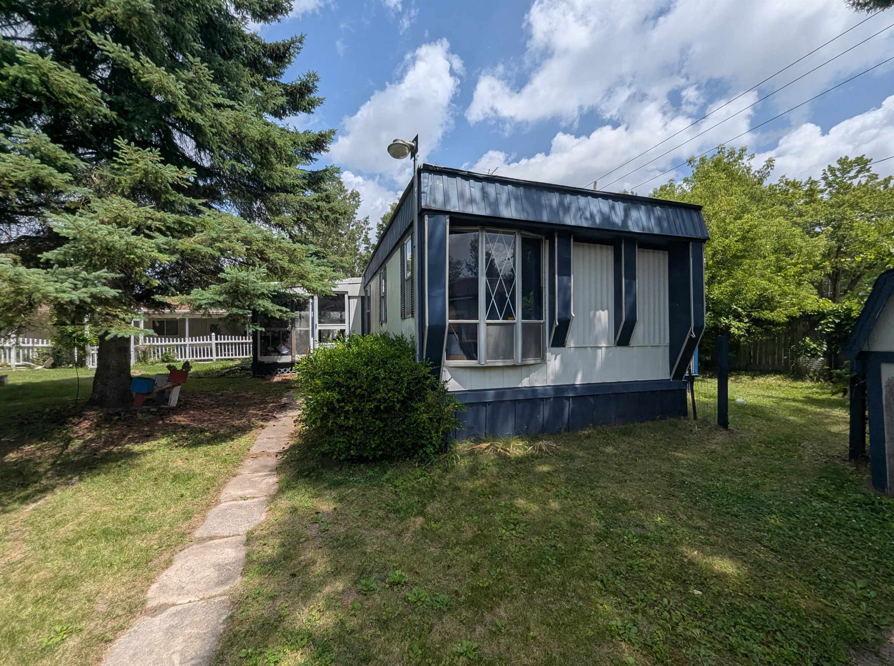 3525 East City Limits Road Property Photo 3