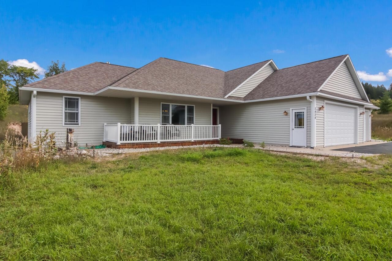 2424 Tyler Hills Drive Property Photo 1