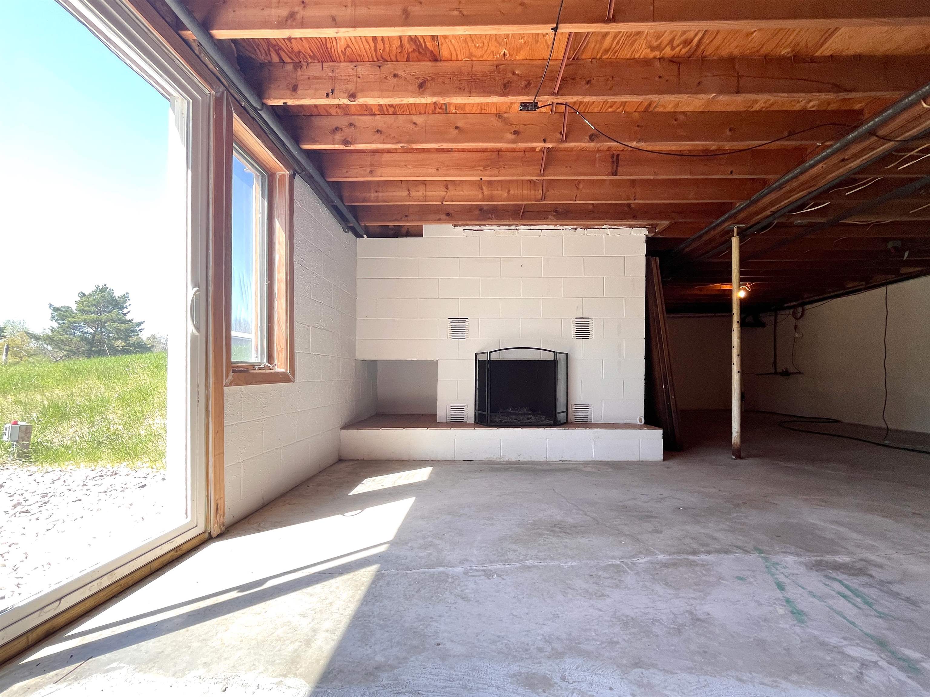 402 S Division Street Property Photo 48