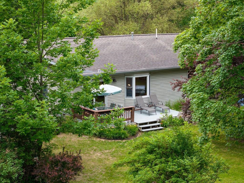 10313 N Long Lake Road Property Photo 1