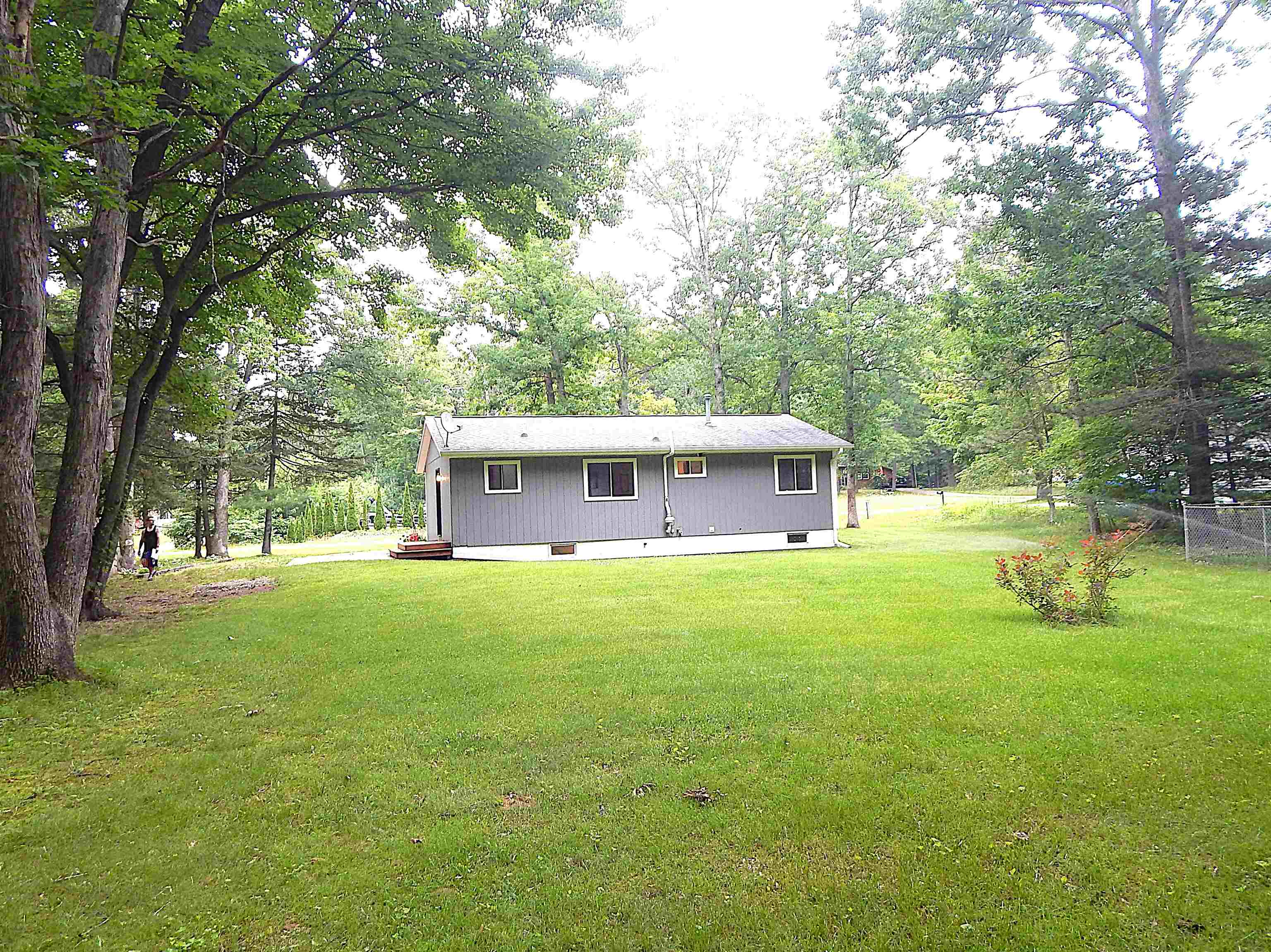1492 Innwood North Property Photo 17