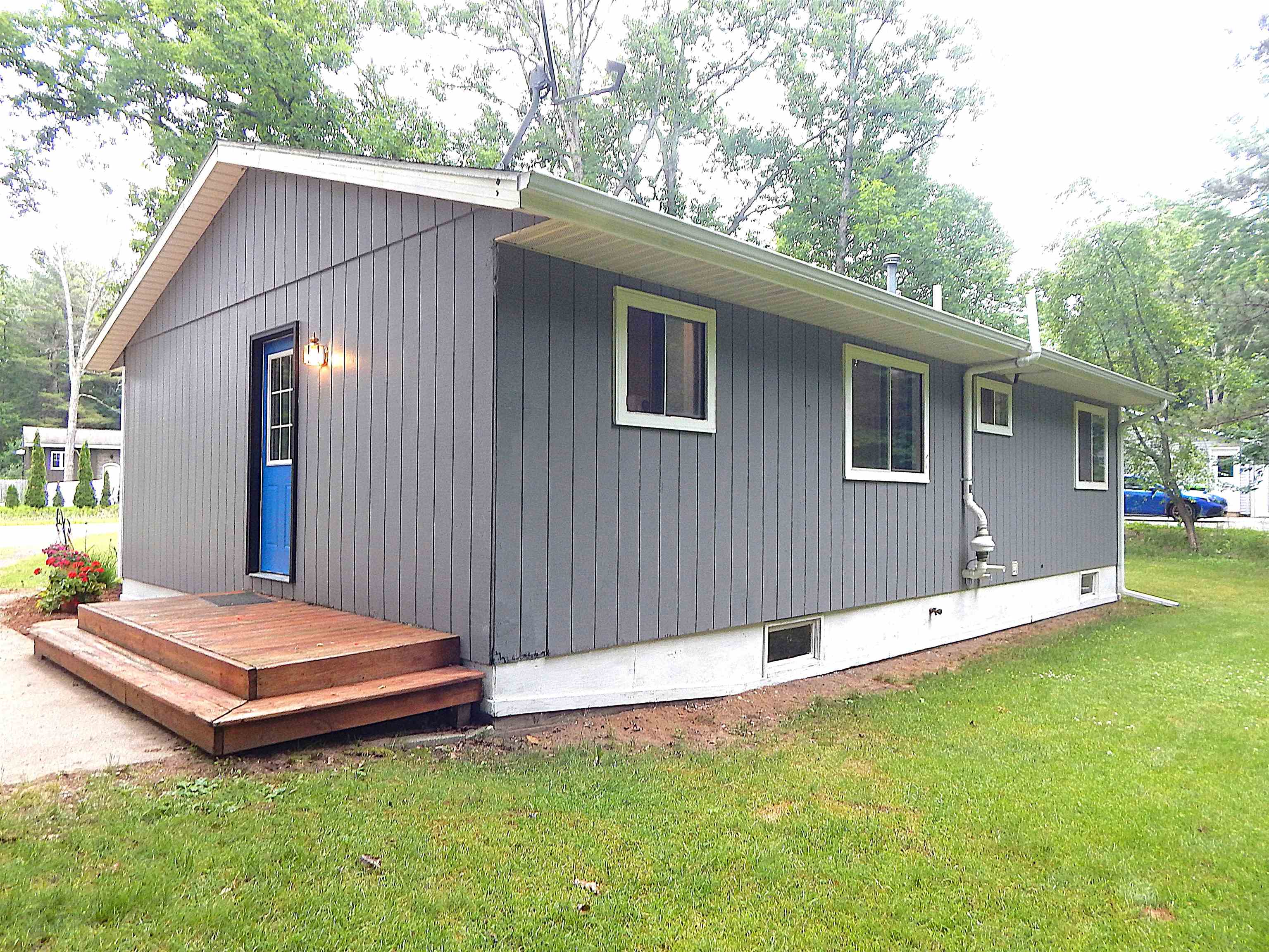 1492 Innwood North Property Photo 18
