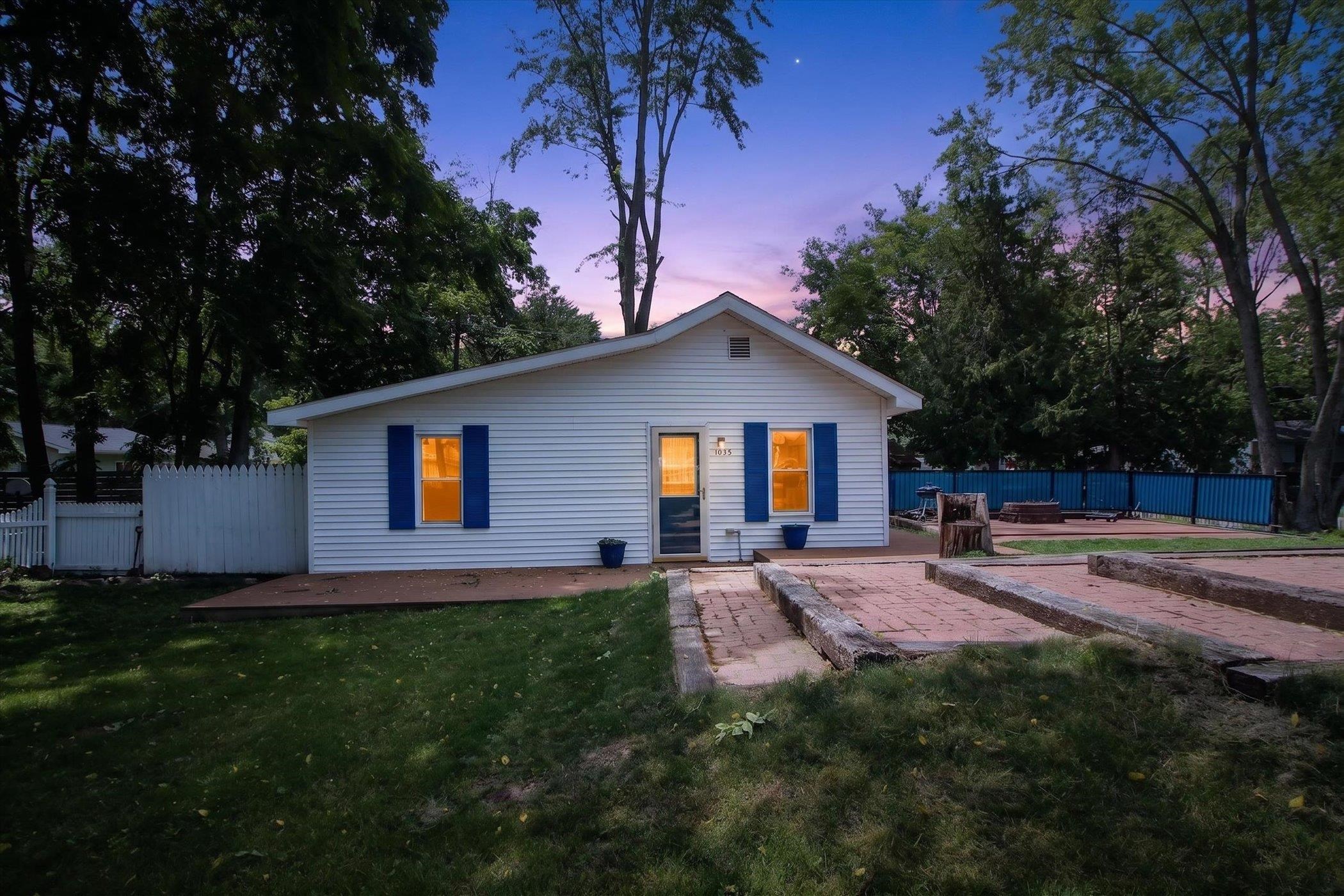1035 Fairview Avenue