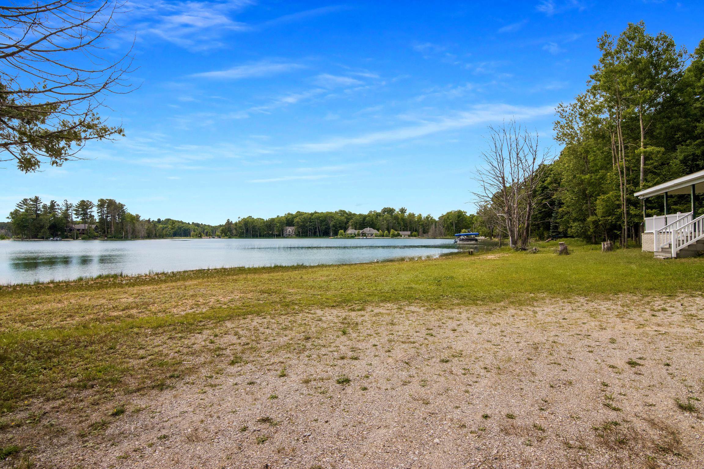 16043 Wagner Road Property Photo 6