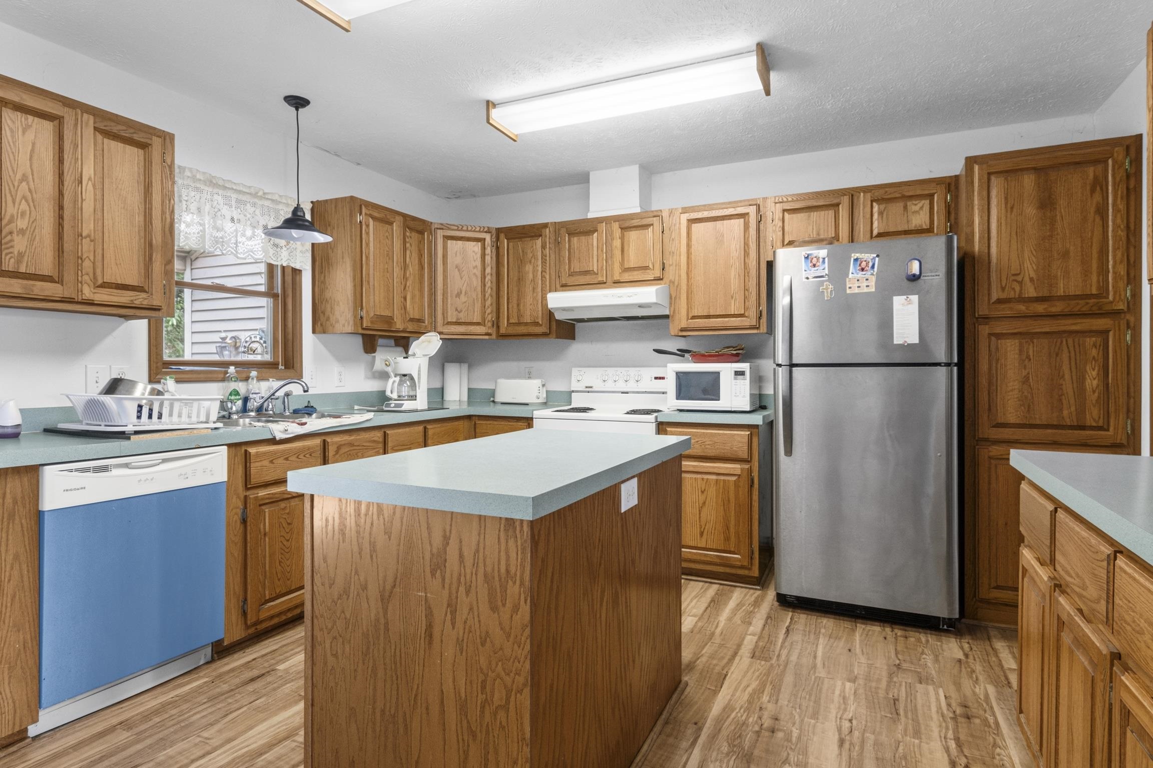 16043 Wagner Road Property Photo 10