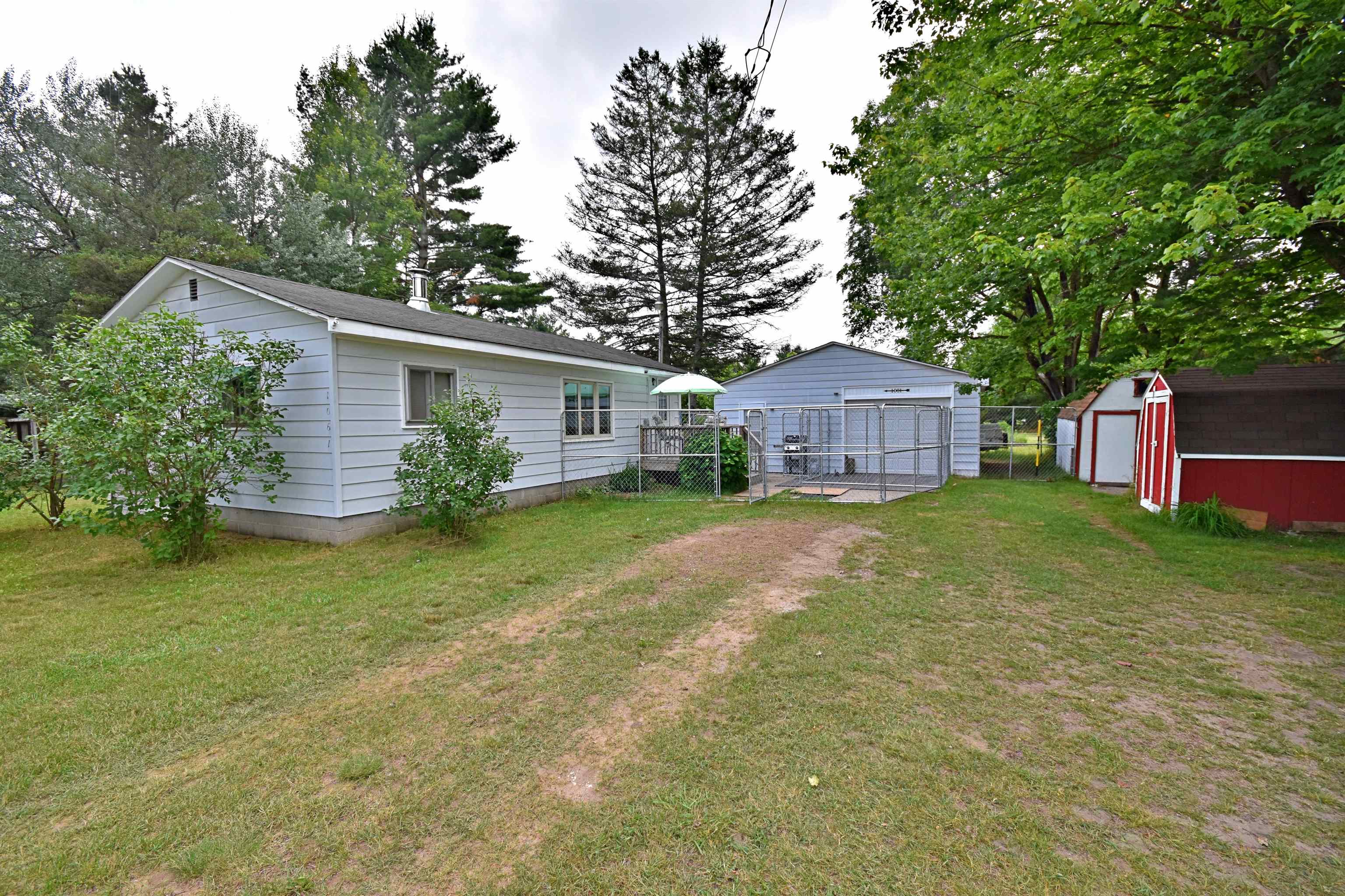 1061 N Anderson Street Property Photo 1