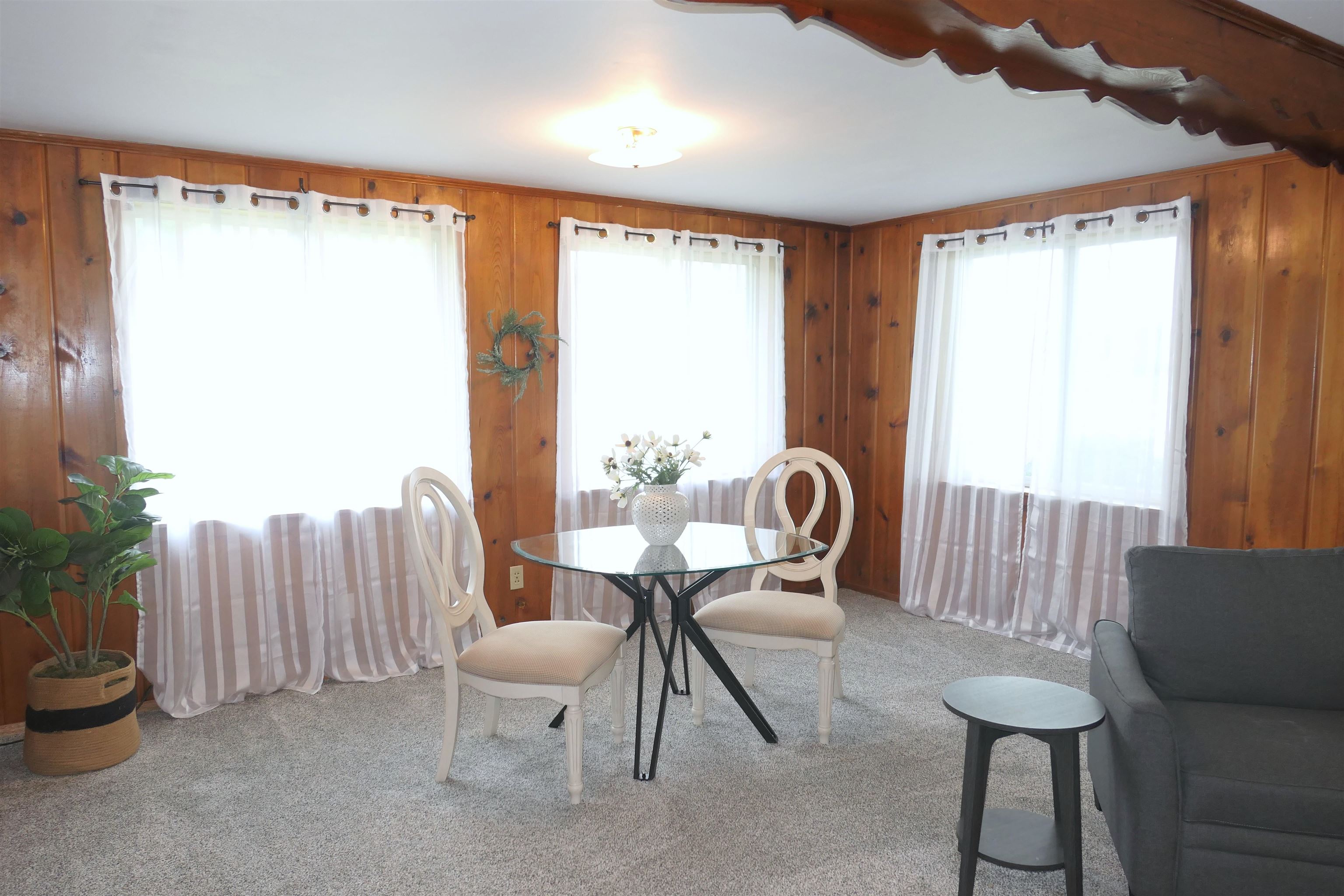 135 Riverside Drive Property Photo 11