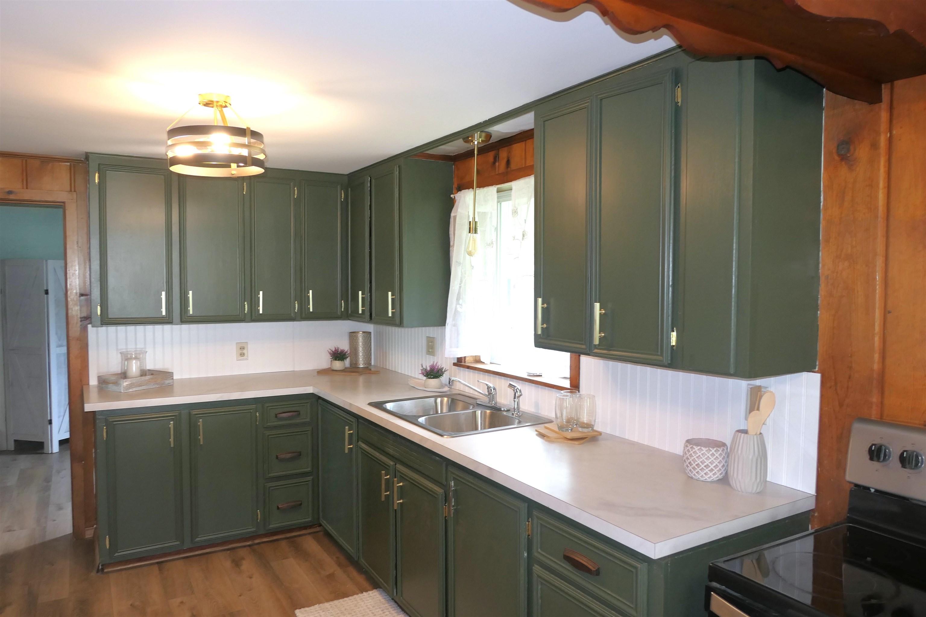 135 Riverside Drive Property Photo 13