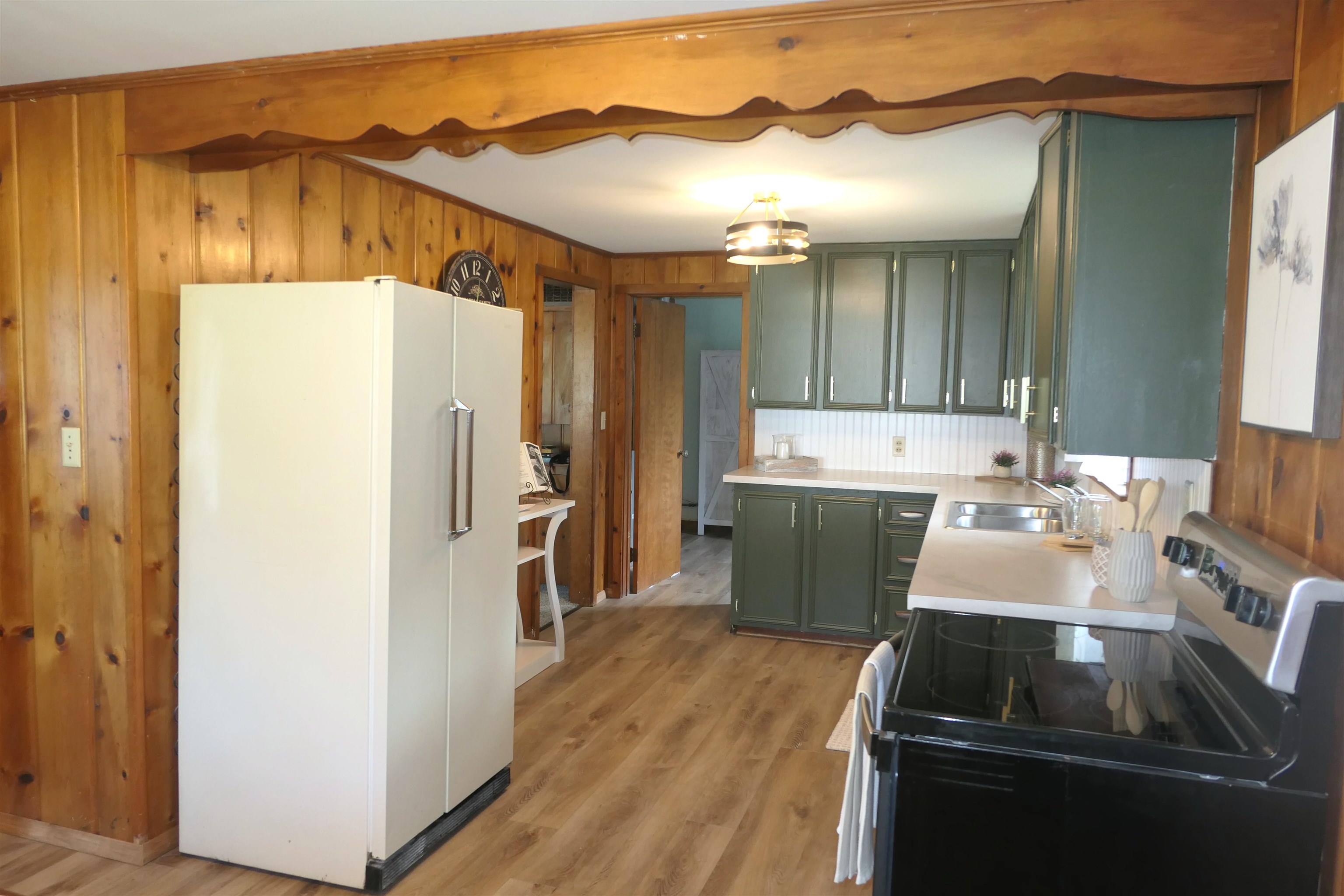 135 Riverside Drive Property Photo 14