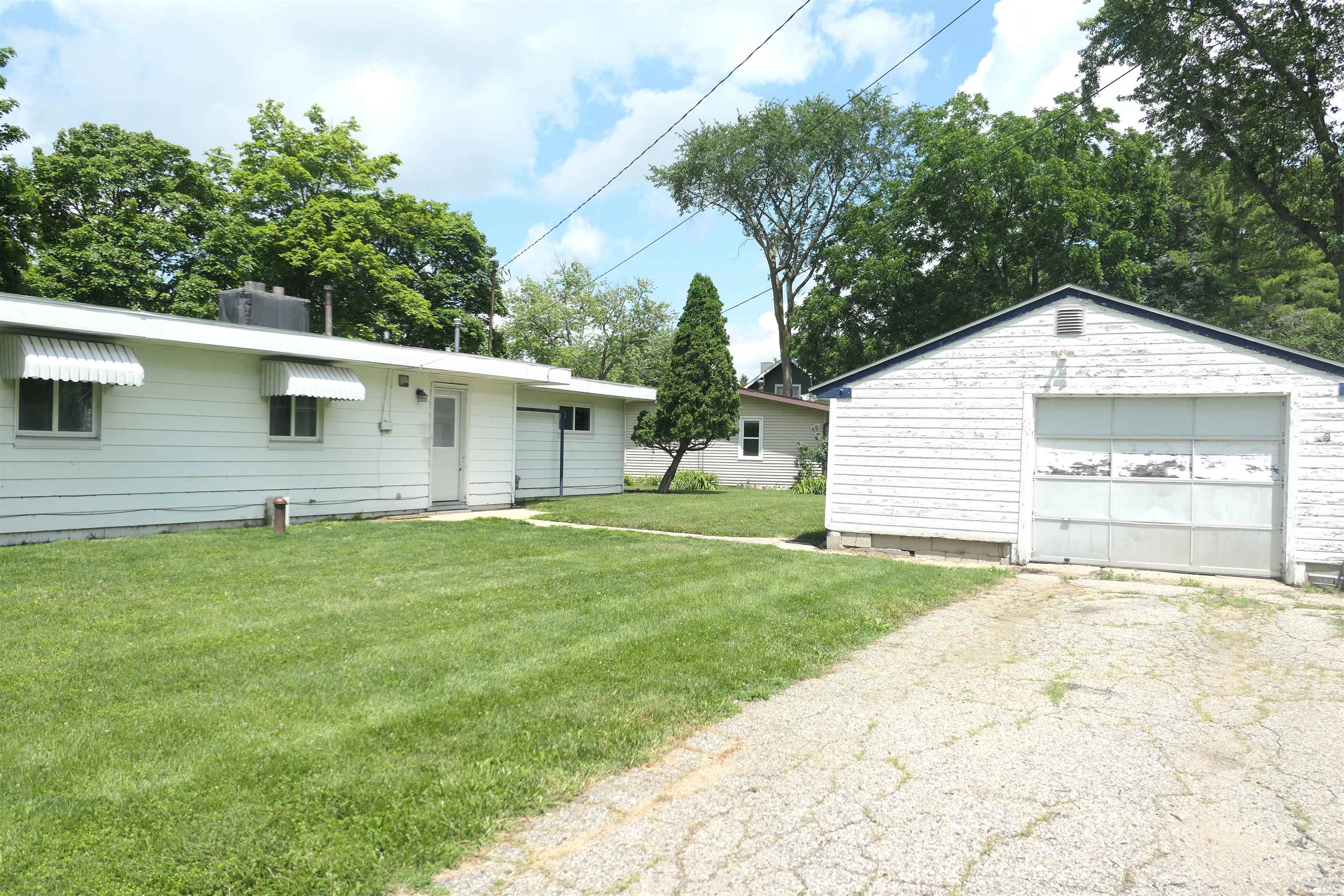 135 Riverside Drive Property Photo 24