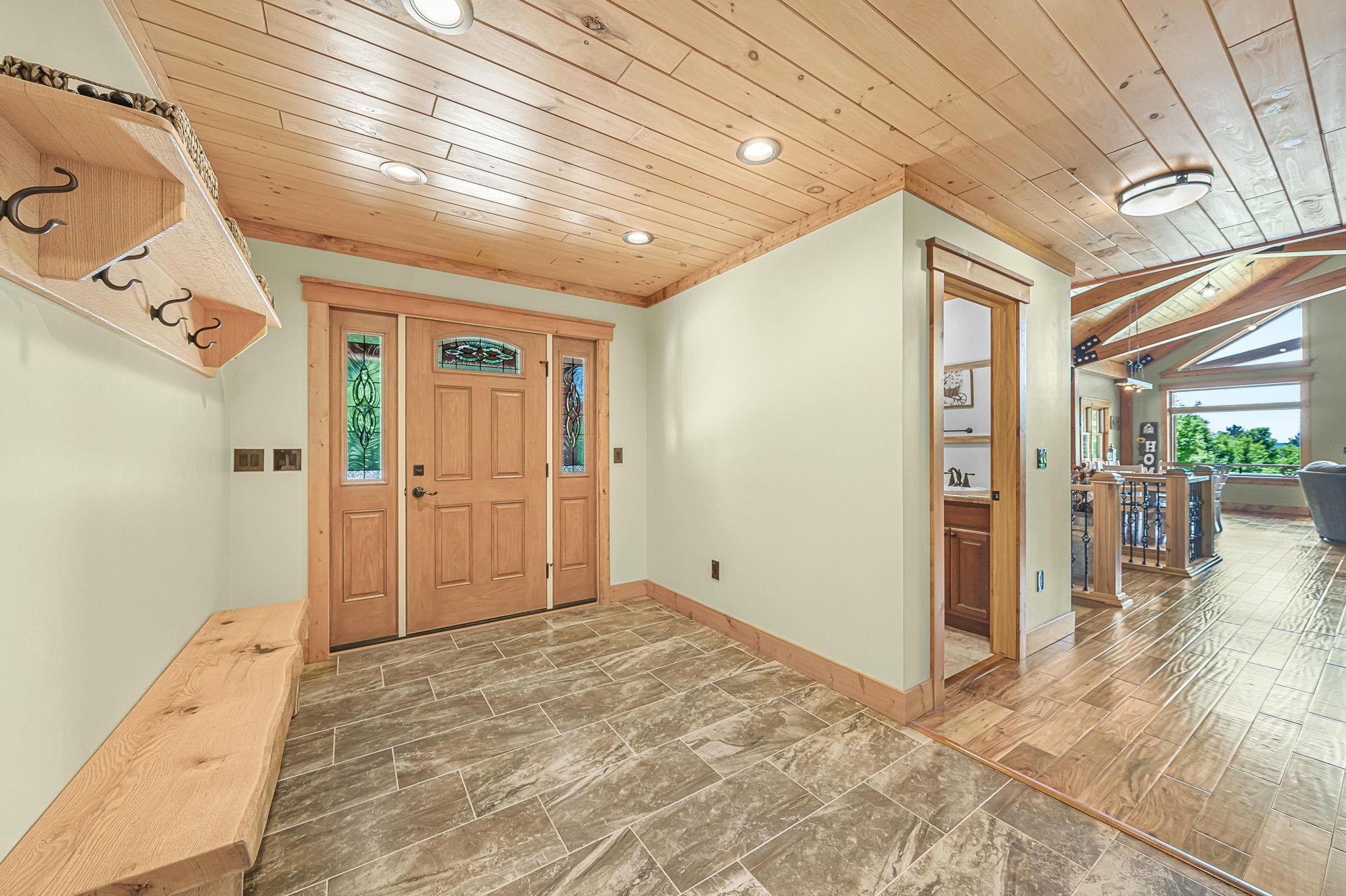 16624 Viaduct Road Property Photo 9