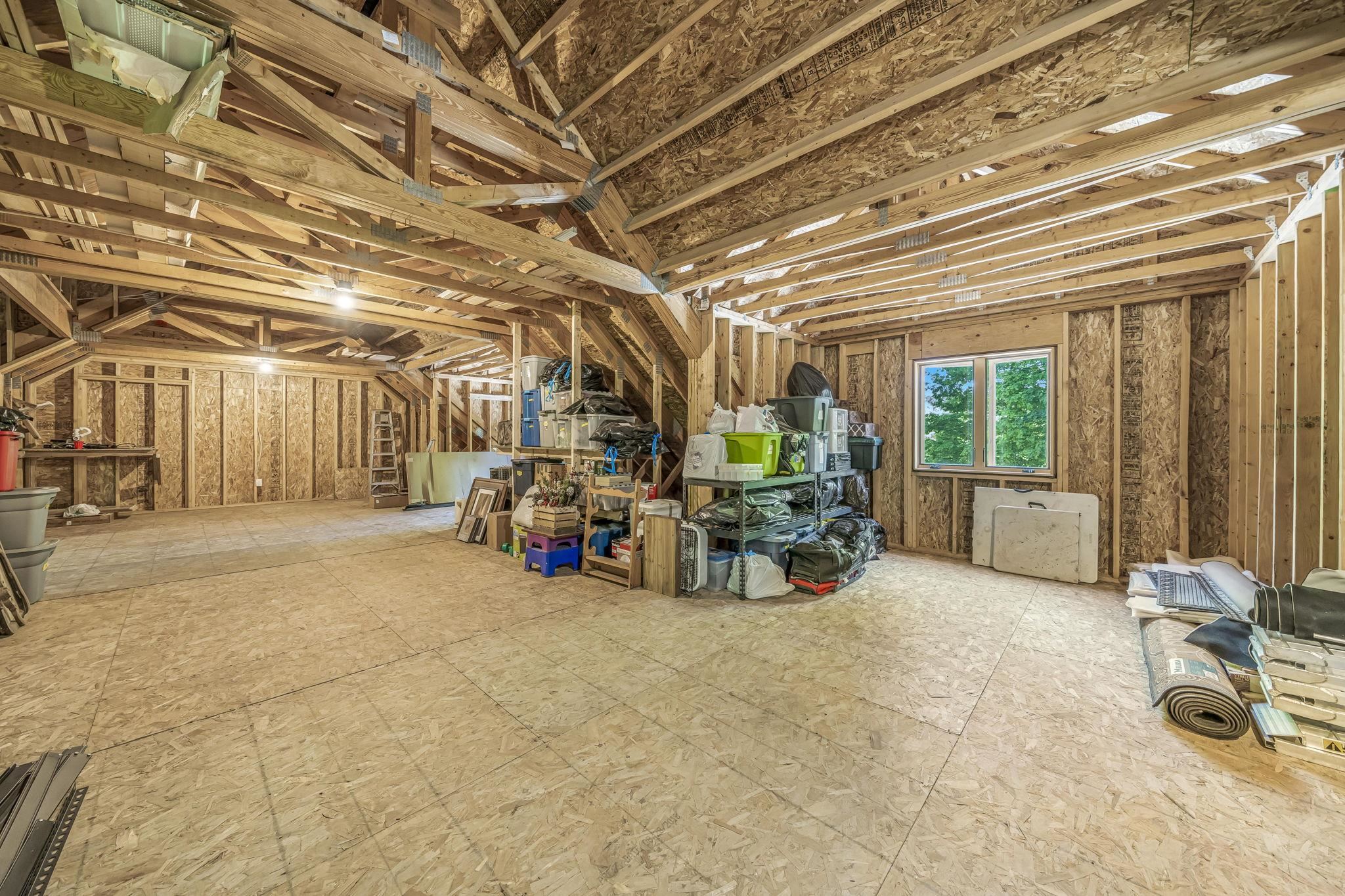 16624 Viaduct Road Property Photo 42