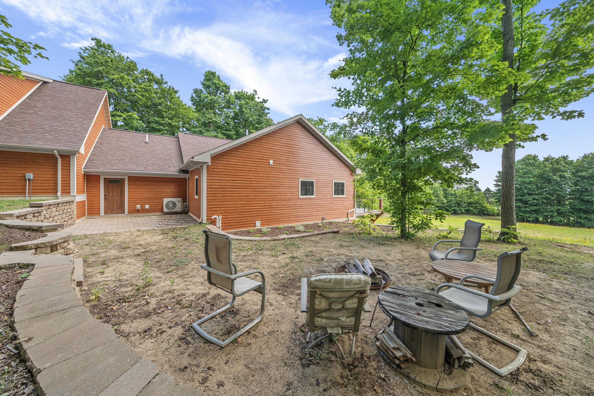 16624 Viaduct Road Property Photo 64