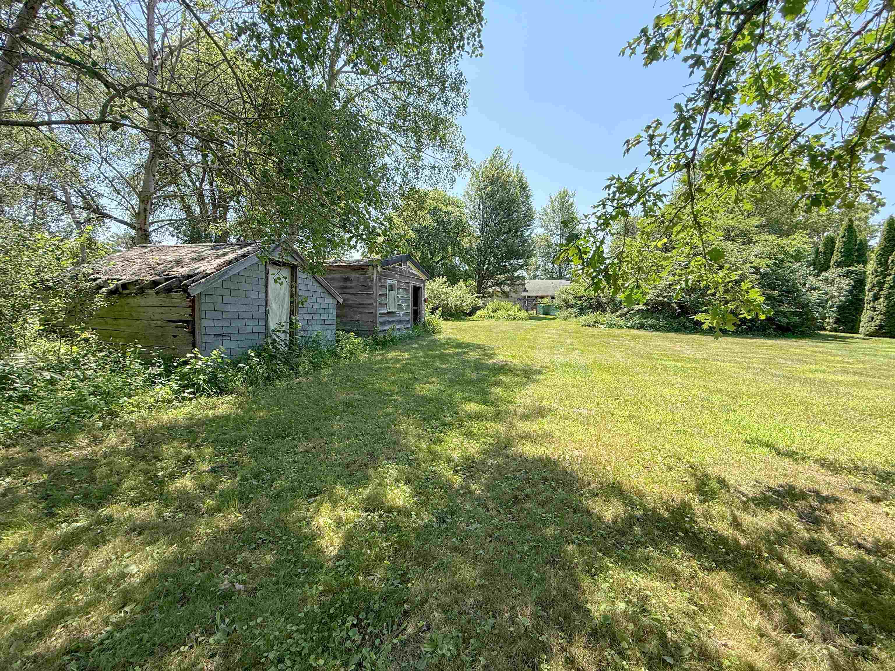 8195 E Broomfield Road Property Photo 19