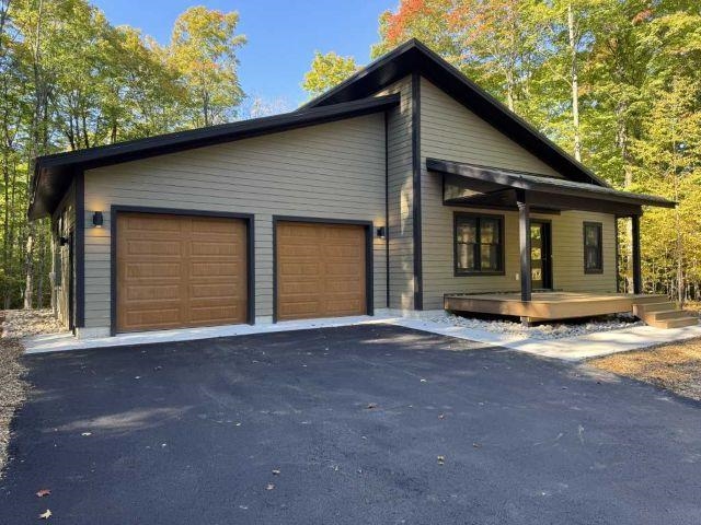 2418 Hawks Eye Drive Property Photo 1