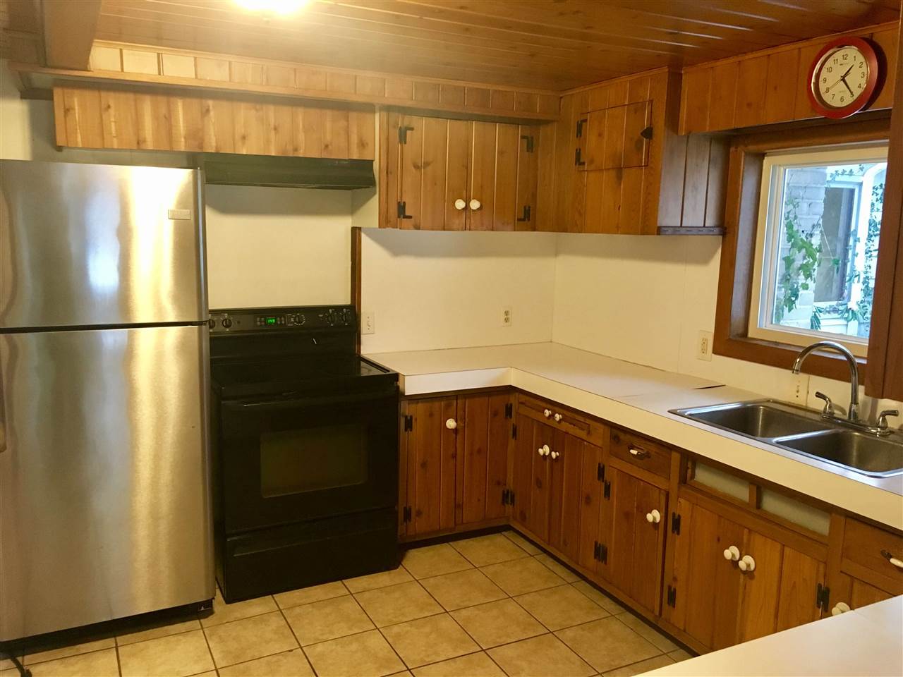 316 Huron Street Property Photo 5