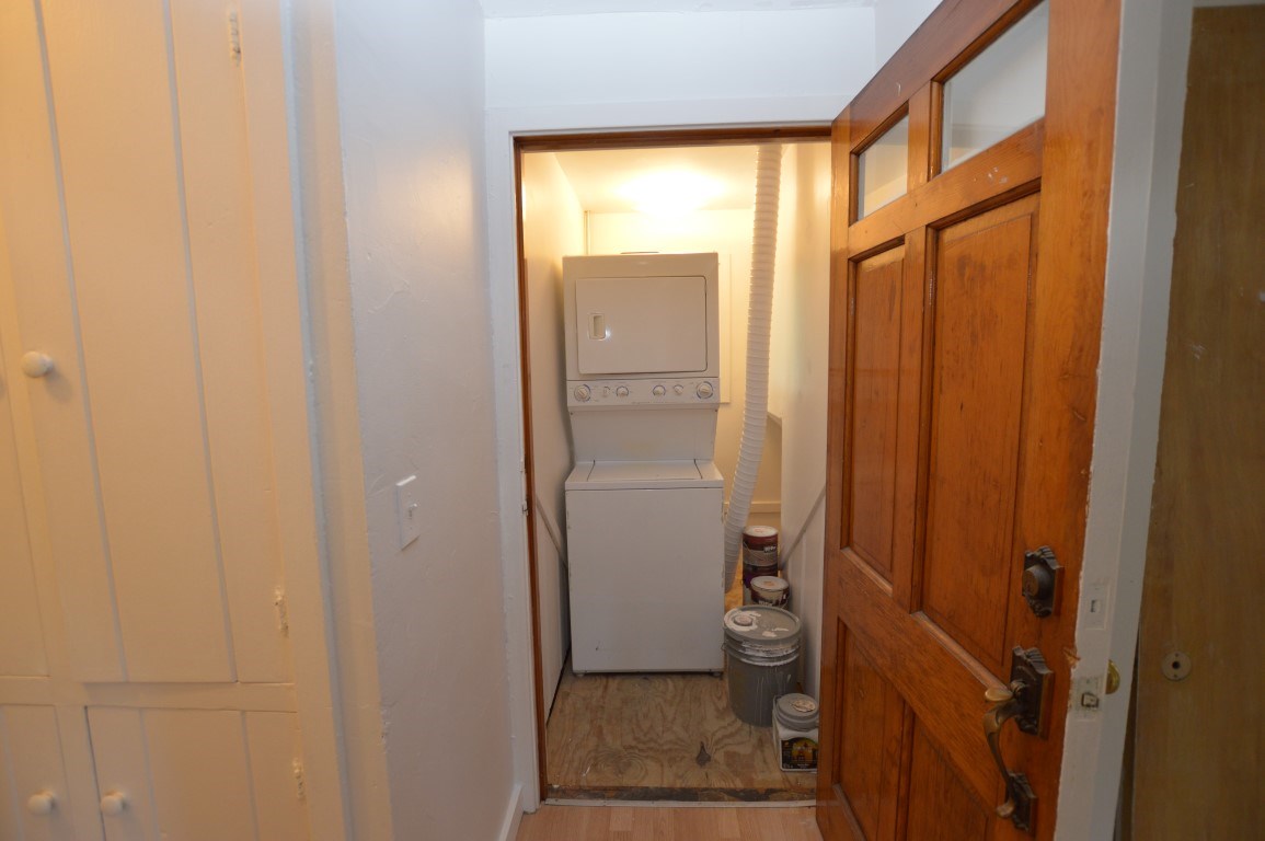 316 Huron Street Property Photo 23