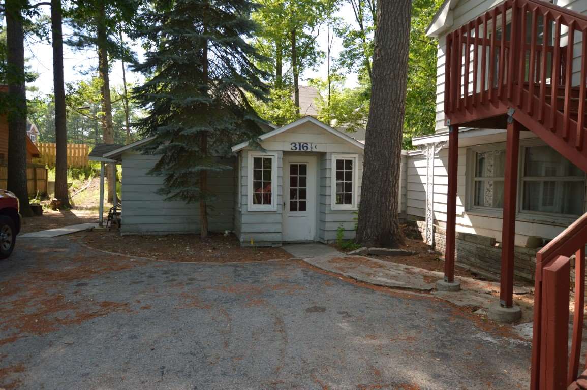 316 Huron Street Property Photo 28