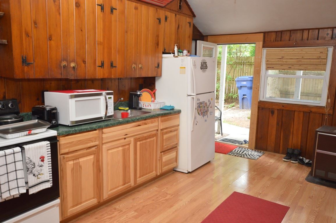316 Huron Street Property Photo 30