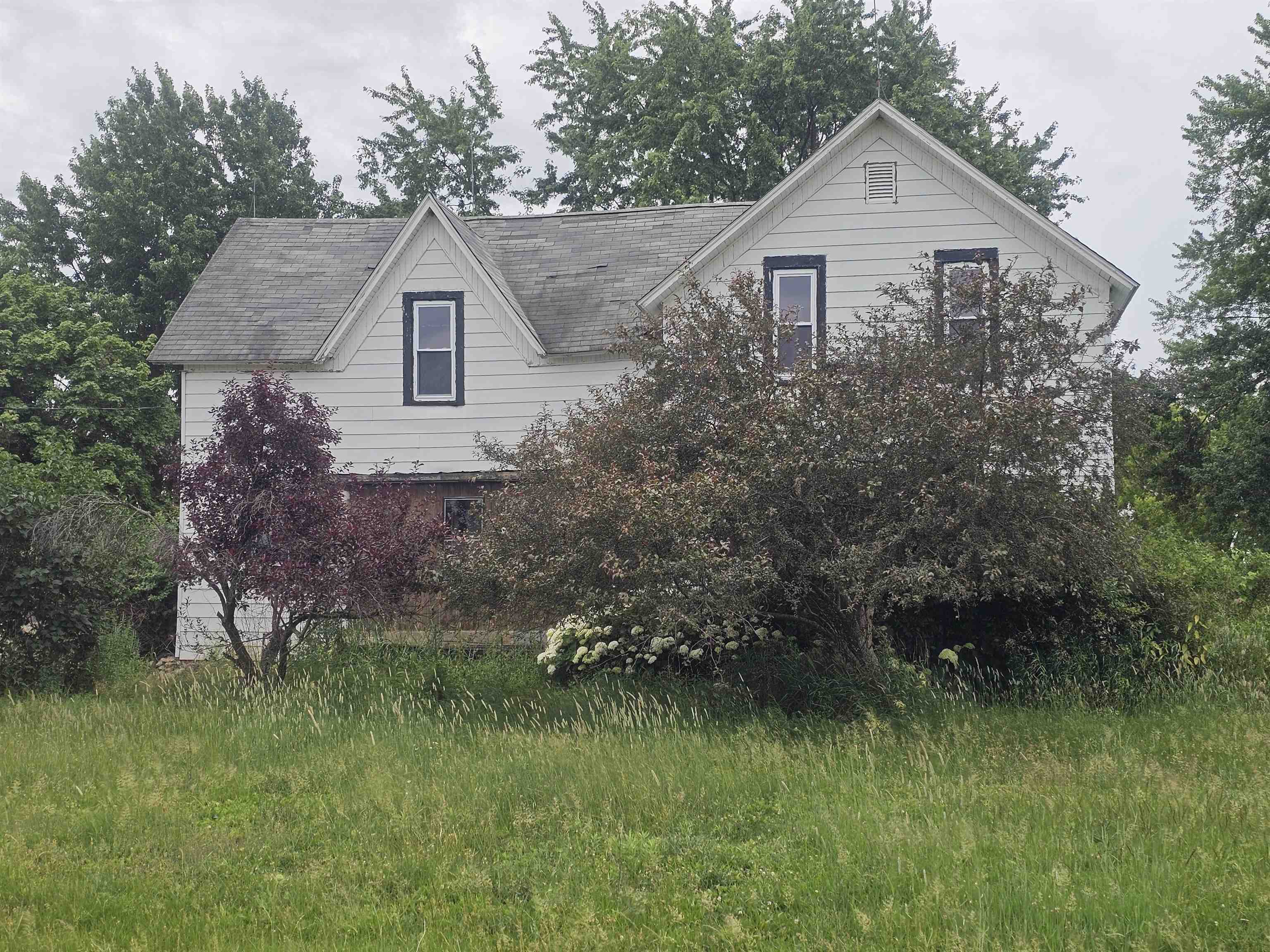 2353 W Rosebush Road Property Photo 2