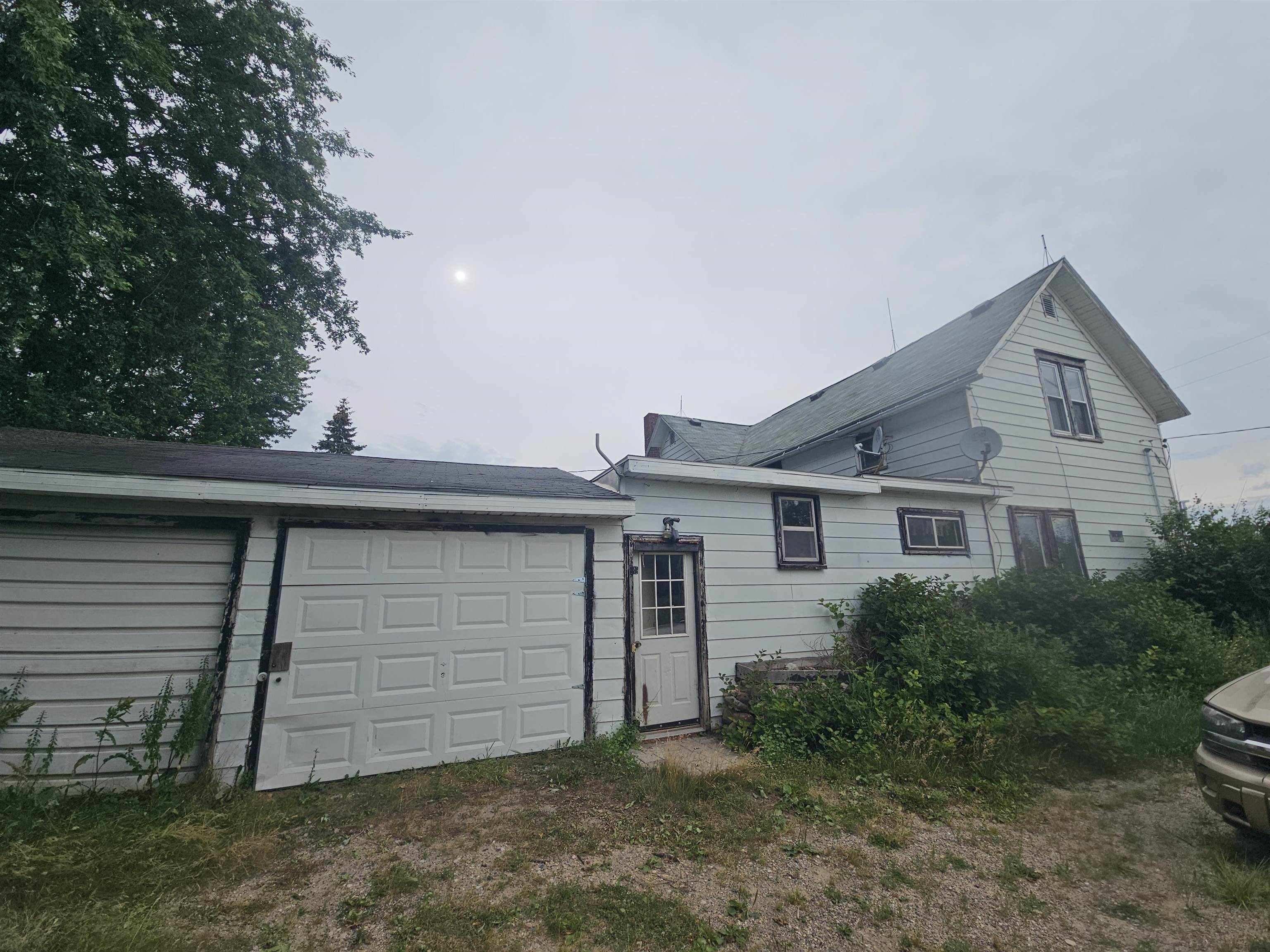 2353 W Rosebush Road Property Photo 14