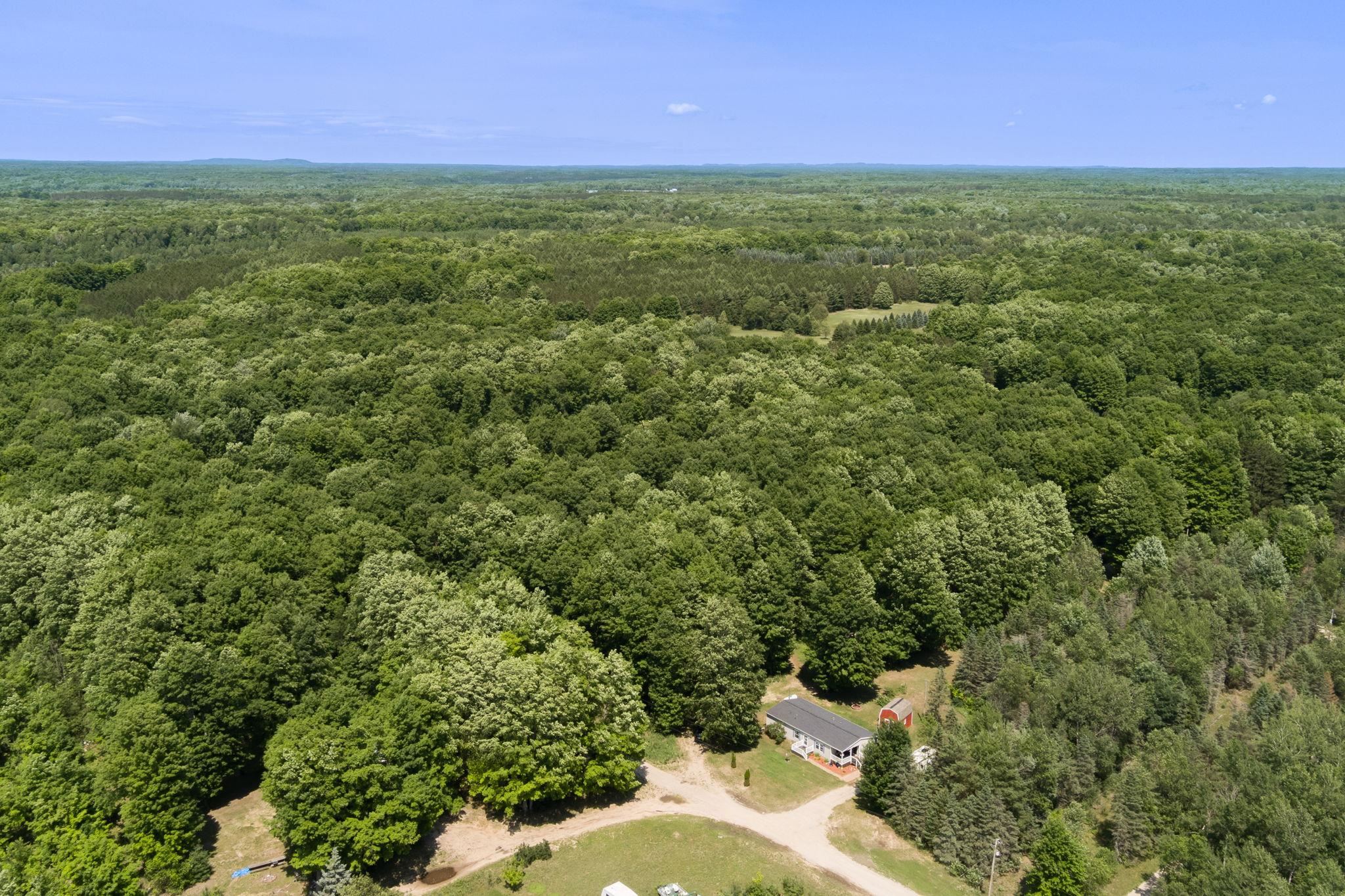 223 Pinecrest Lane Property Photo 4