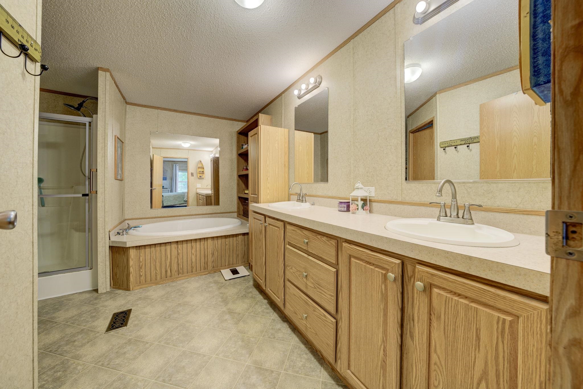 223 Pinecrest Lane Property Photo 21