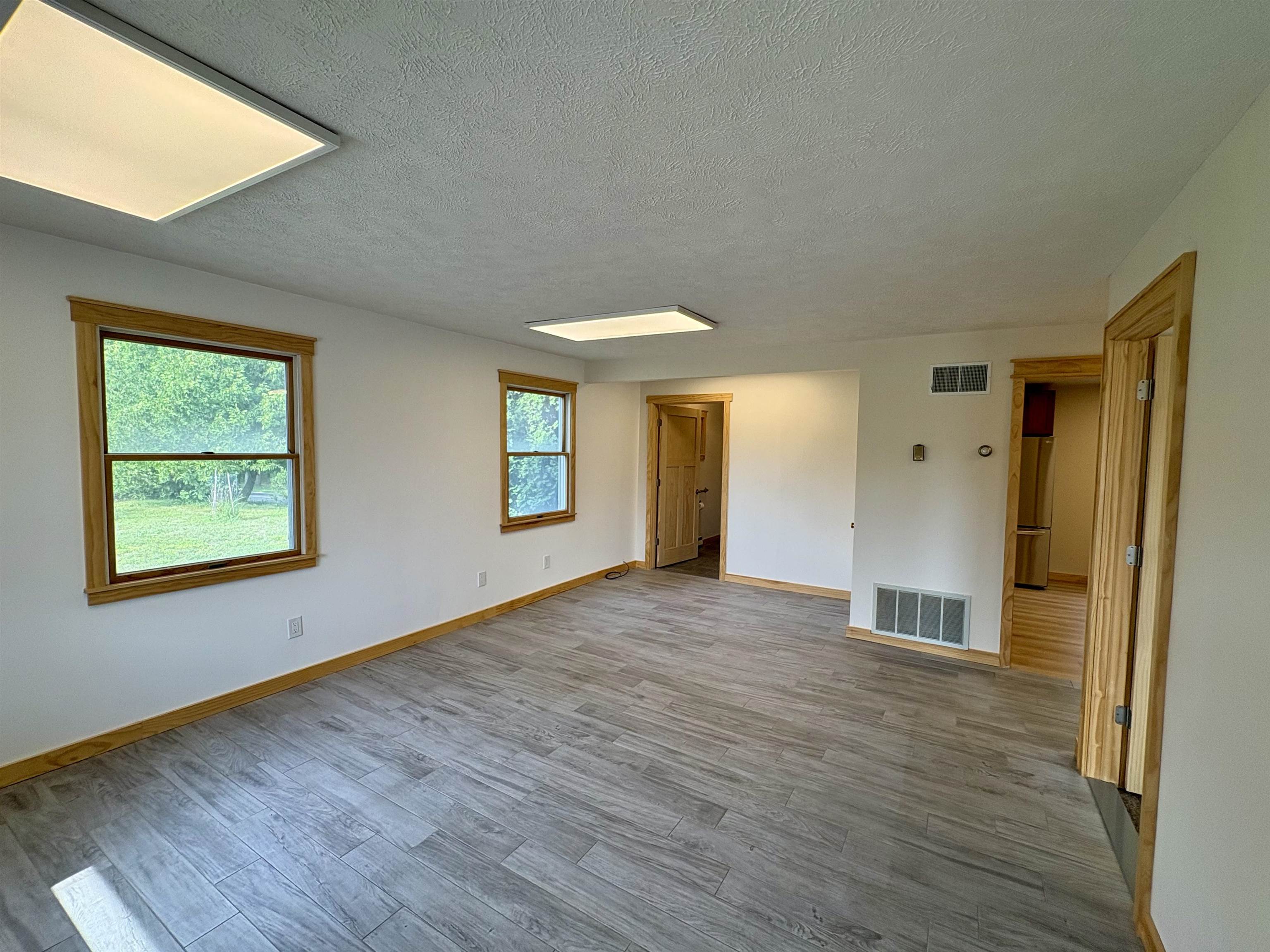 9066 N Bayshore Drive Property Photo 8