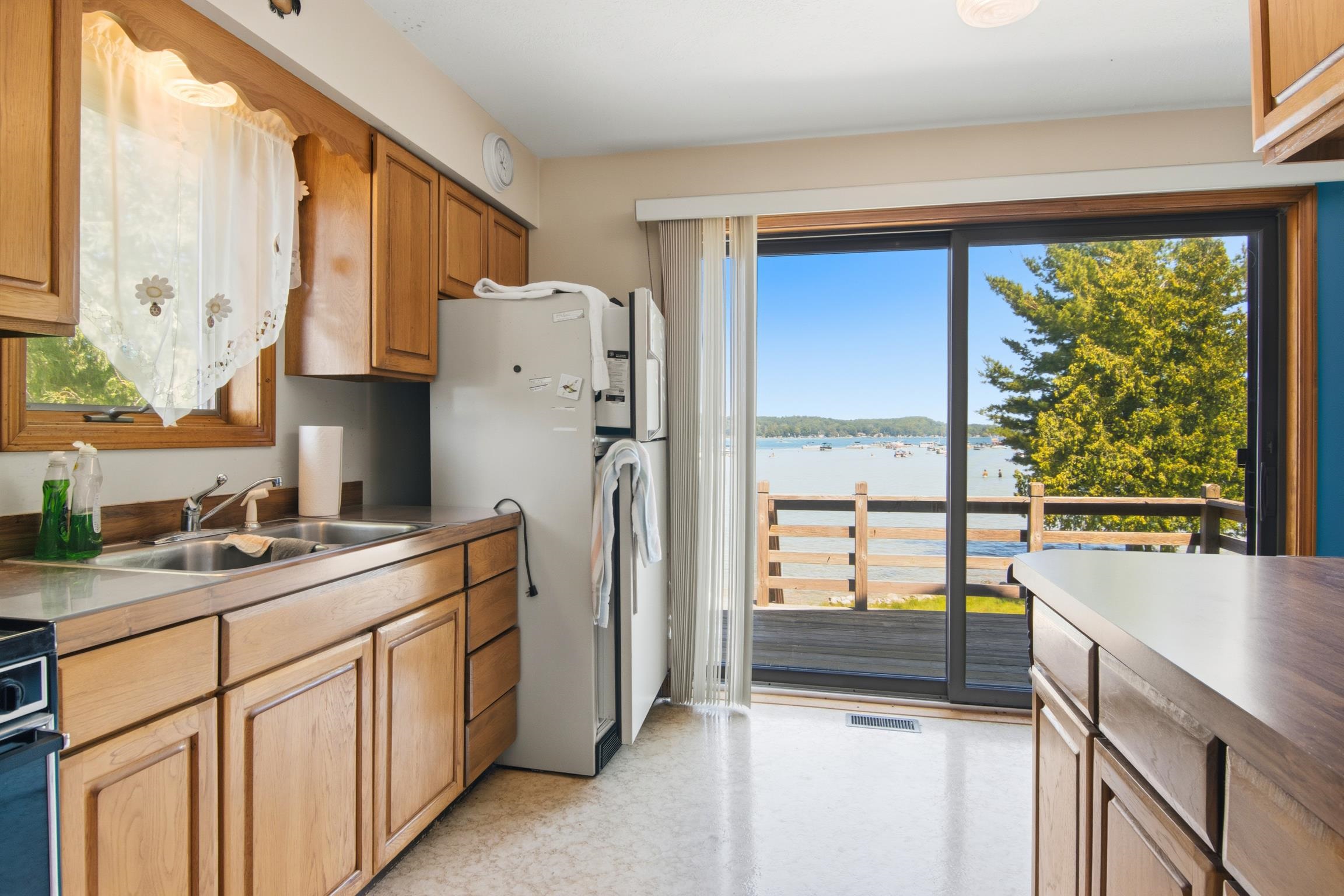 7516 Crystal Beach Road Property Photo 14