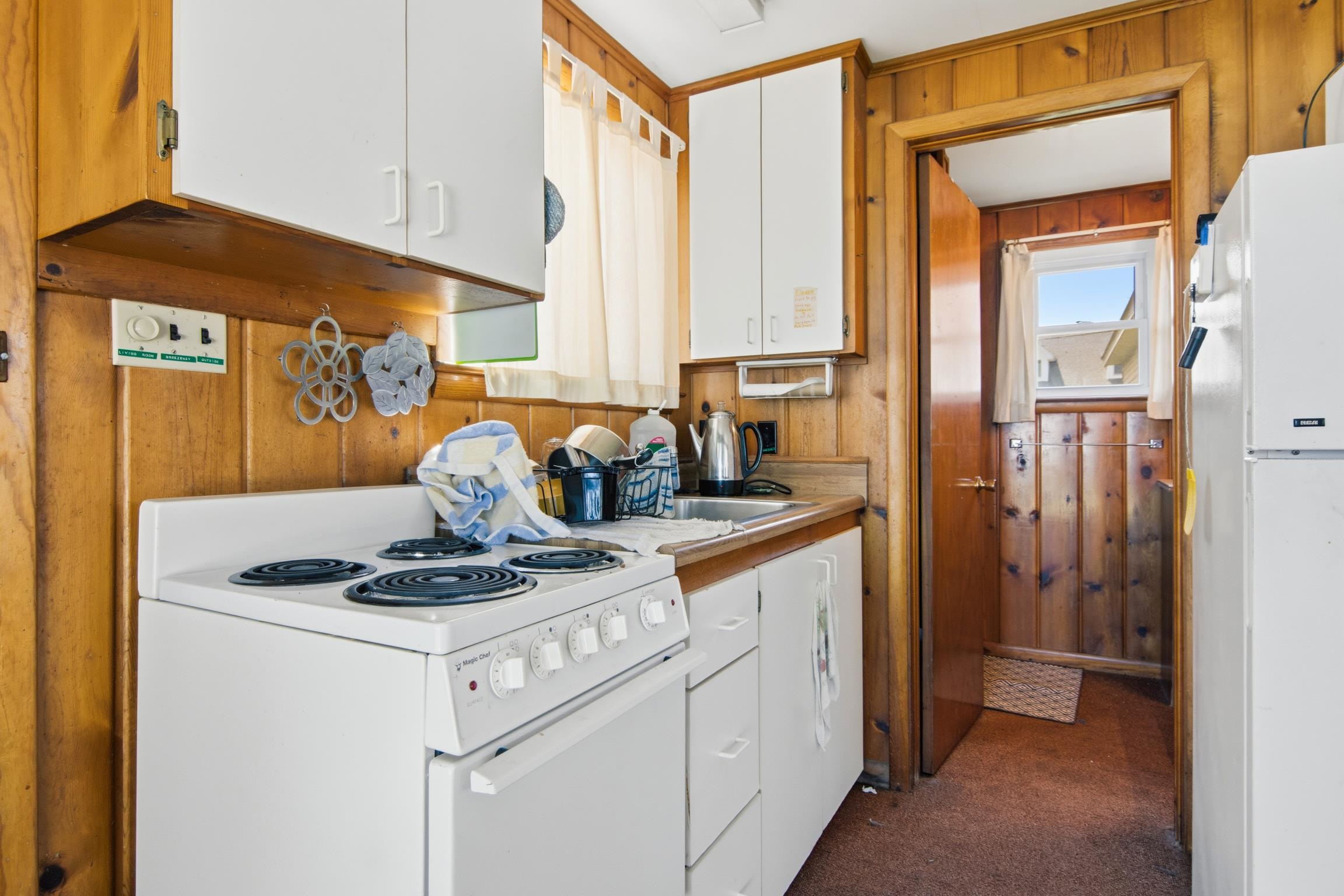 7516 Crystal Beach Road Property Photo 21